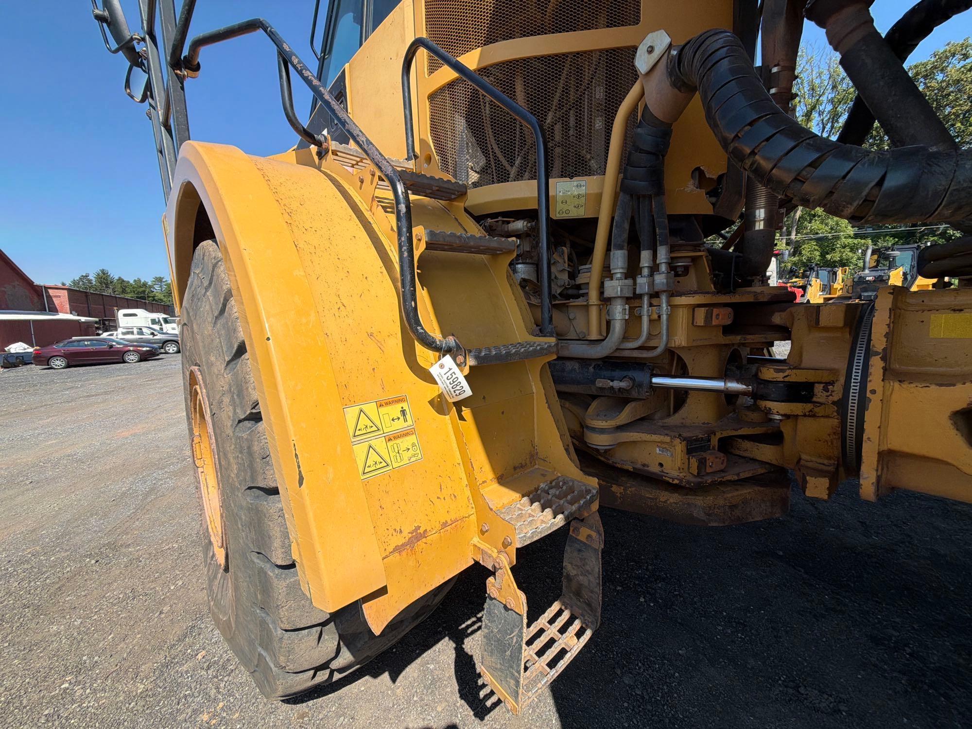 Caterpillar 740B