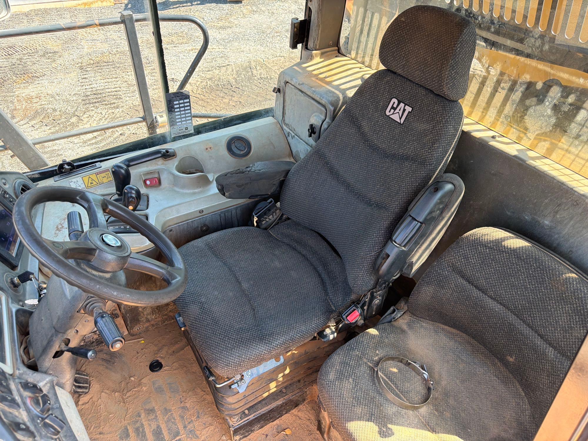 Caterpillar 740B