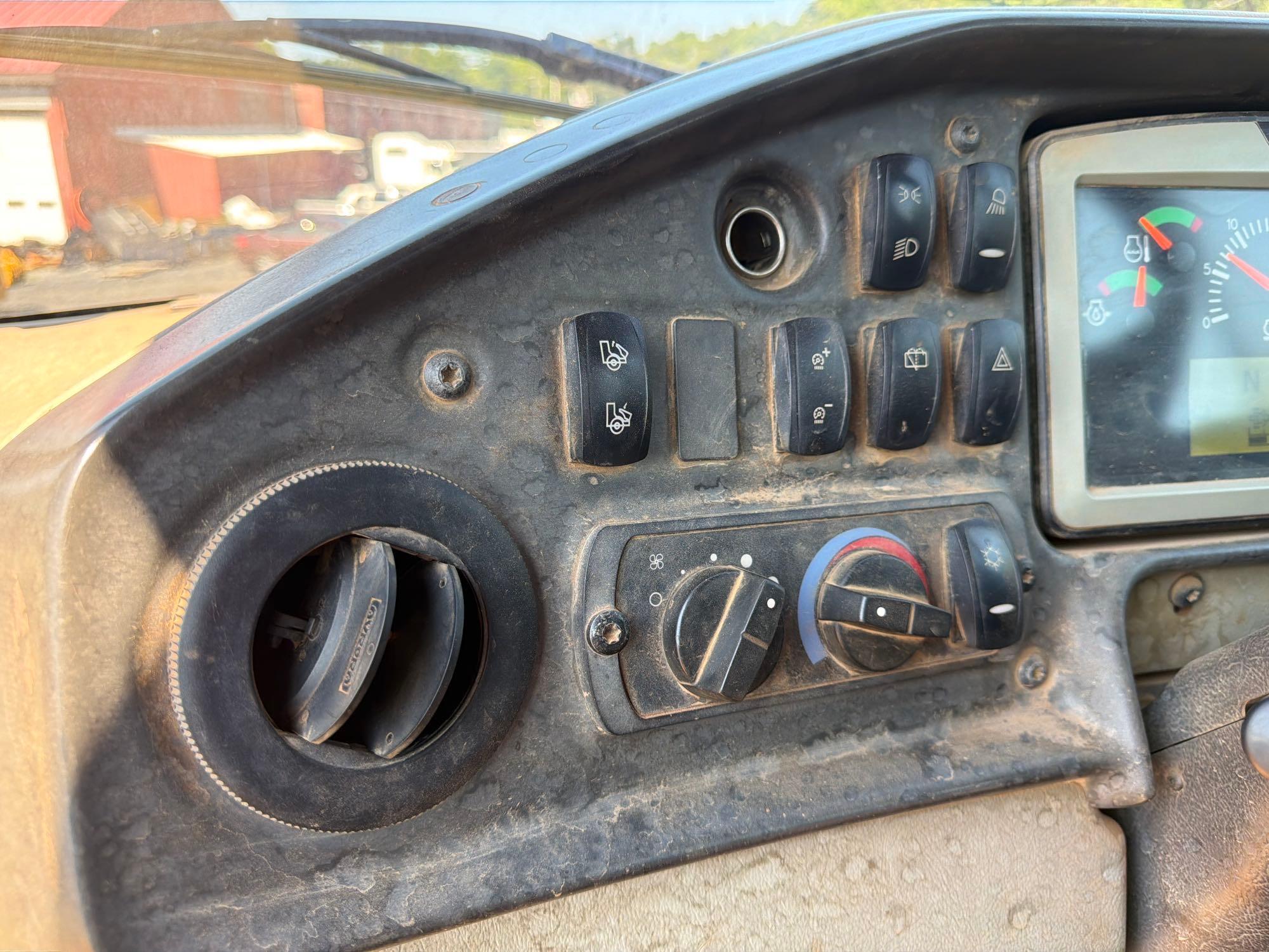 Caterpillar 740B