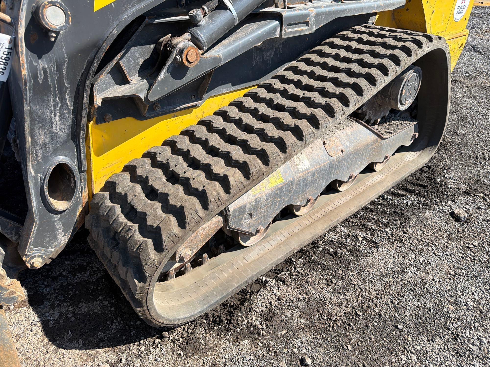 New Holland 345