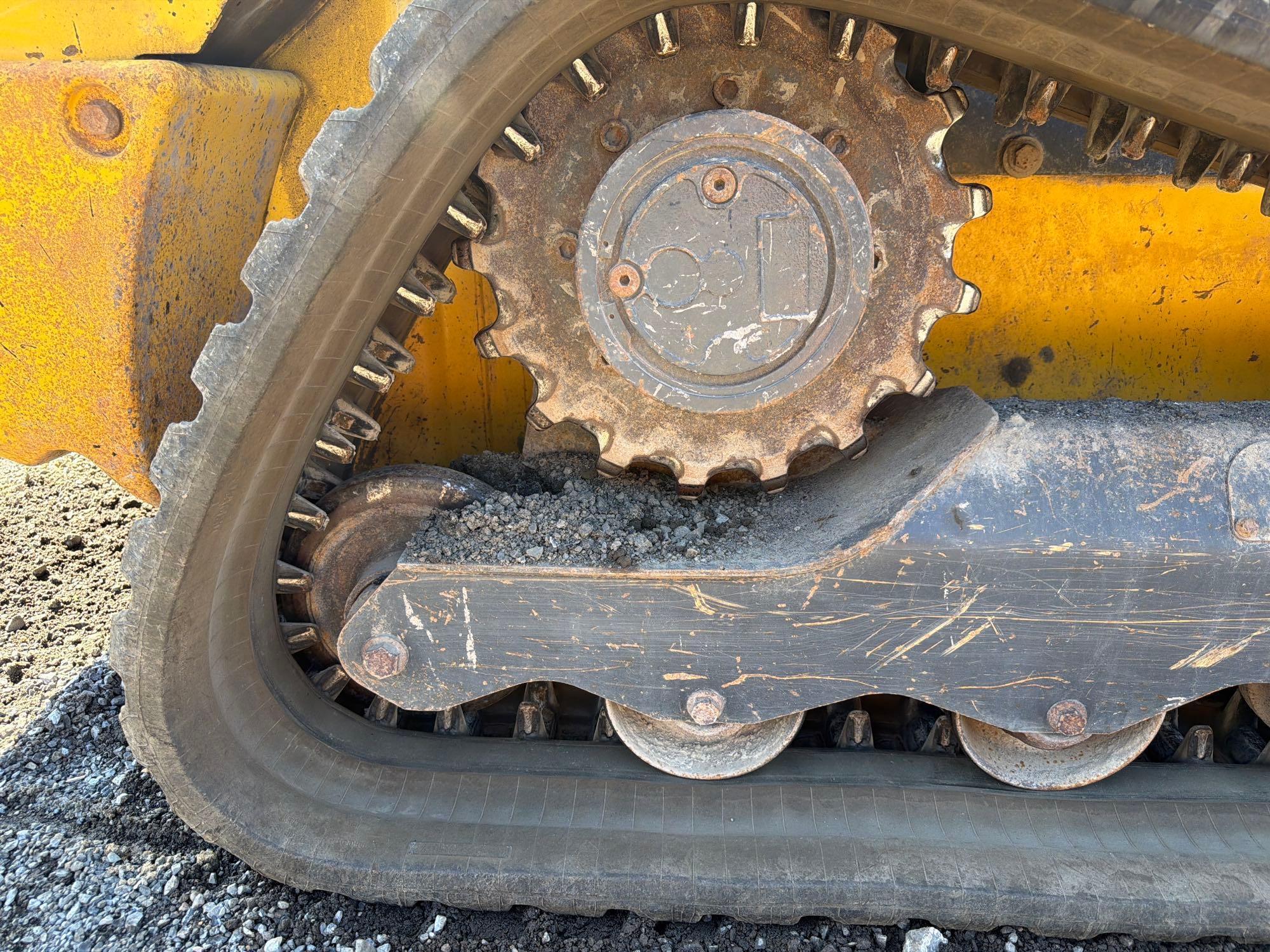 New Holland 345