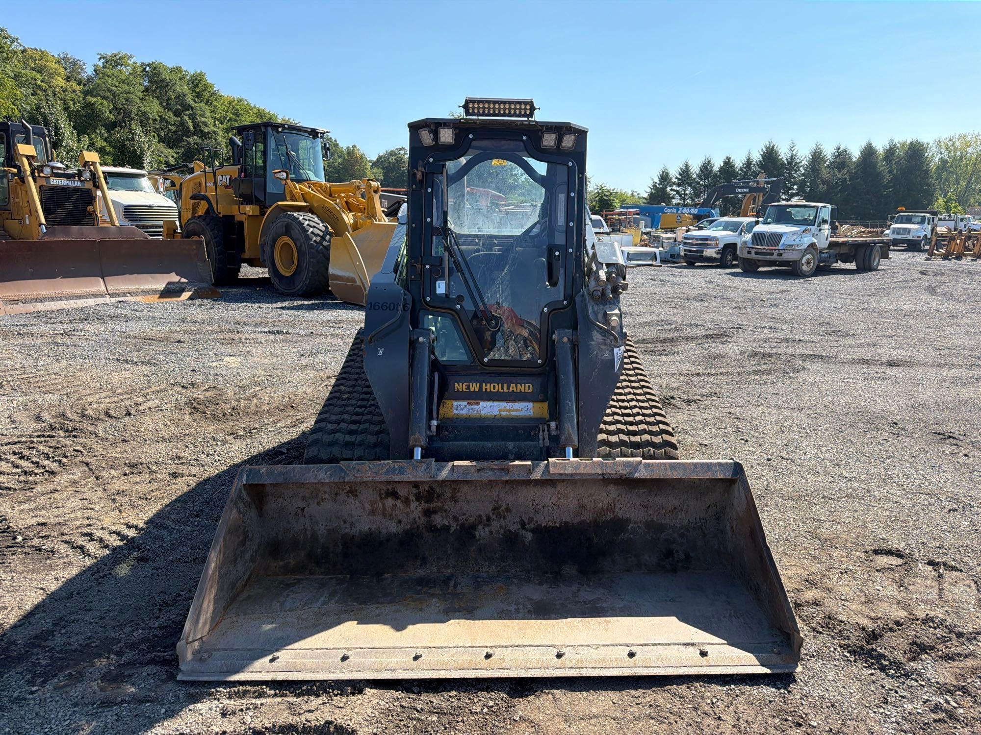 New Holland 345
