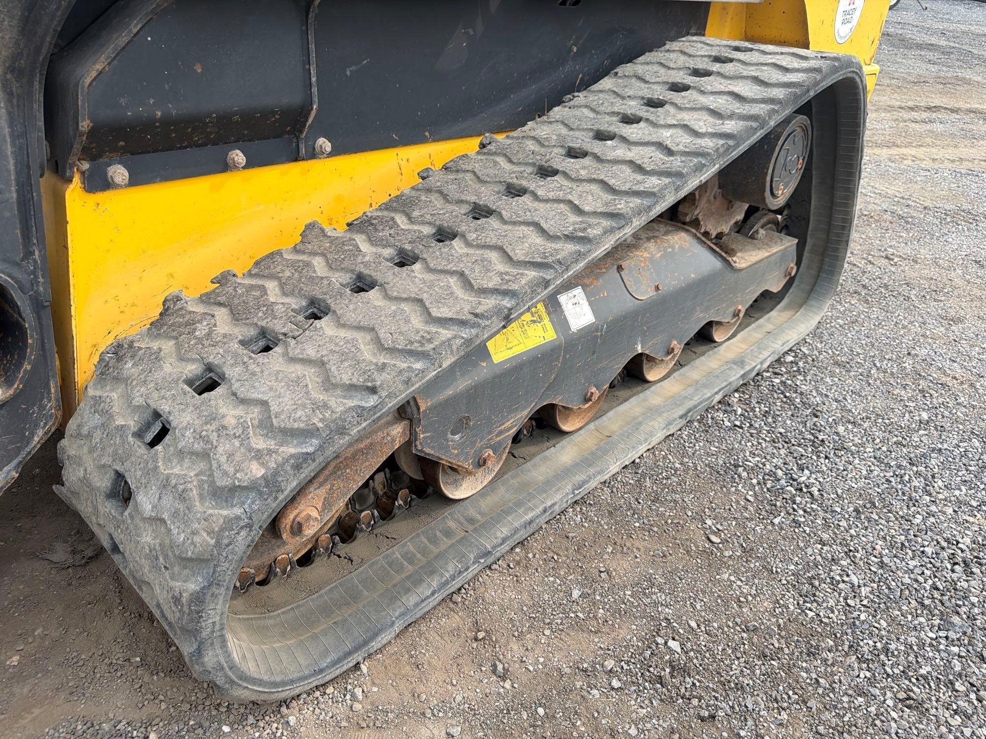 2023 New Holland 337