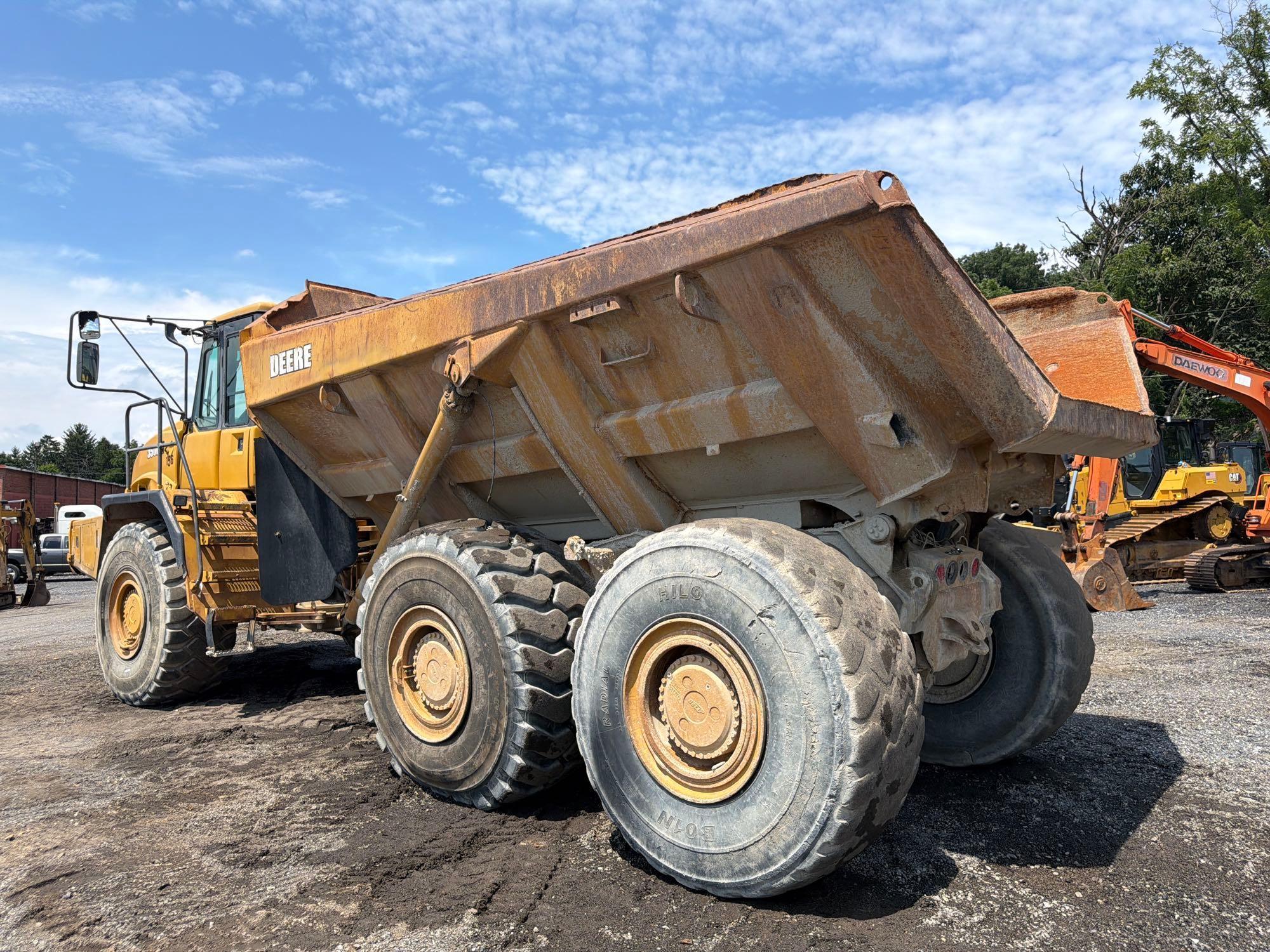 2022 John Deere 350D