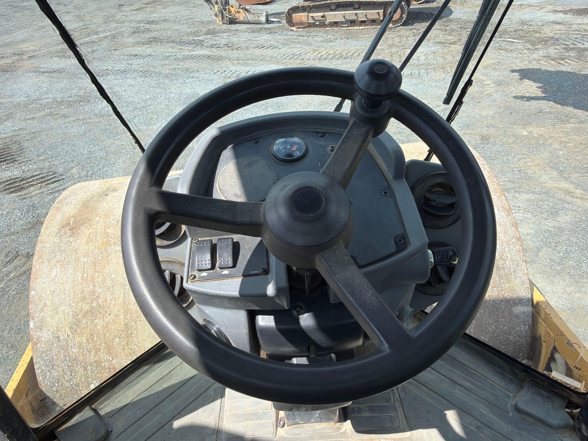 Caterpillar CS56