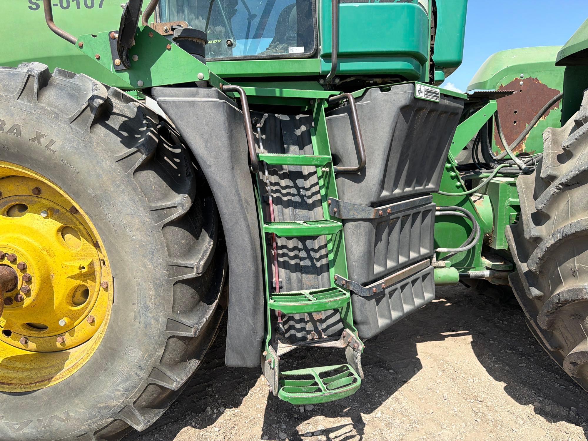 John Deere 9530