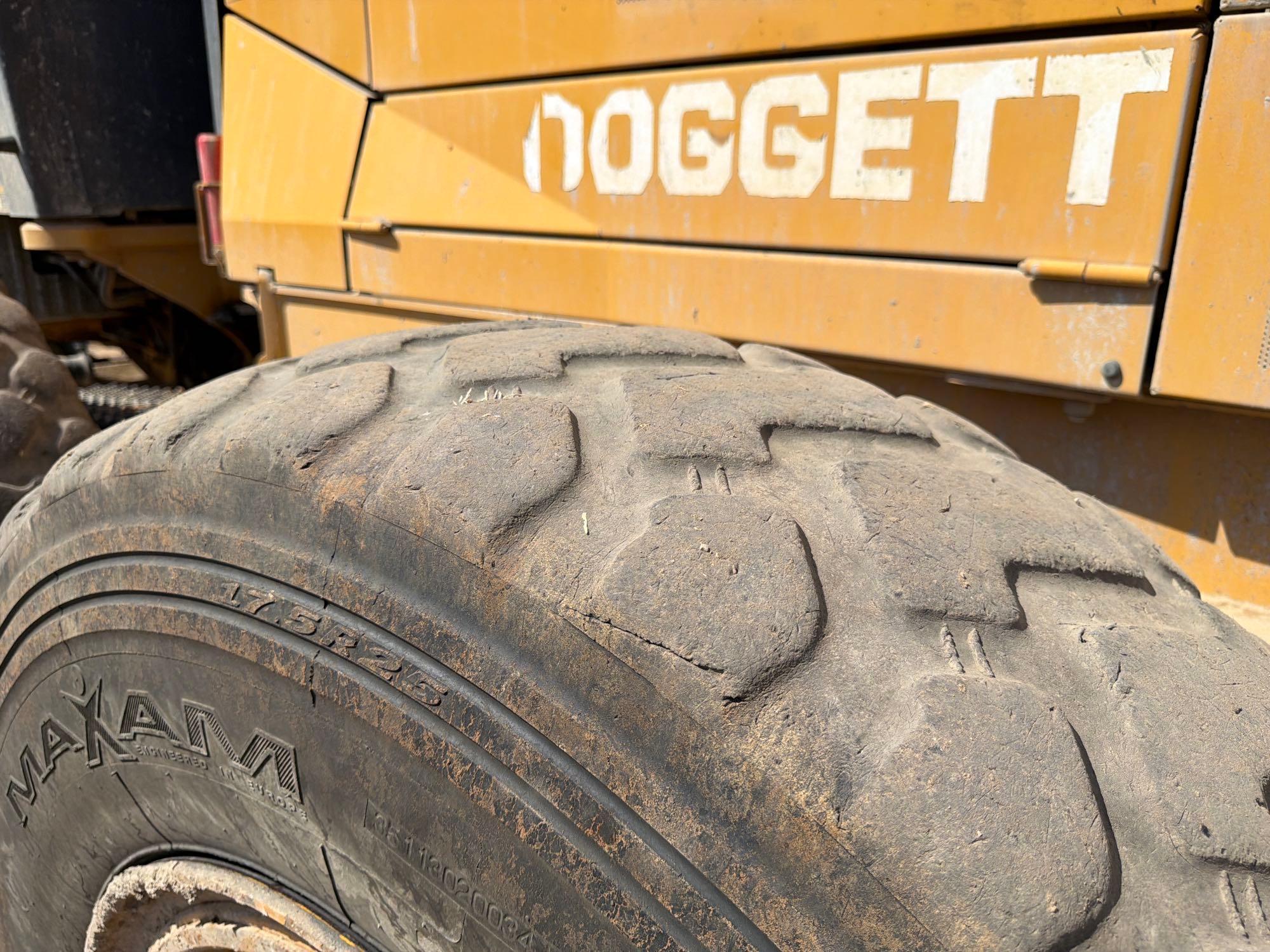 John Deere 672G