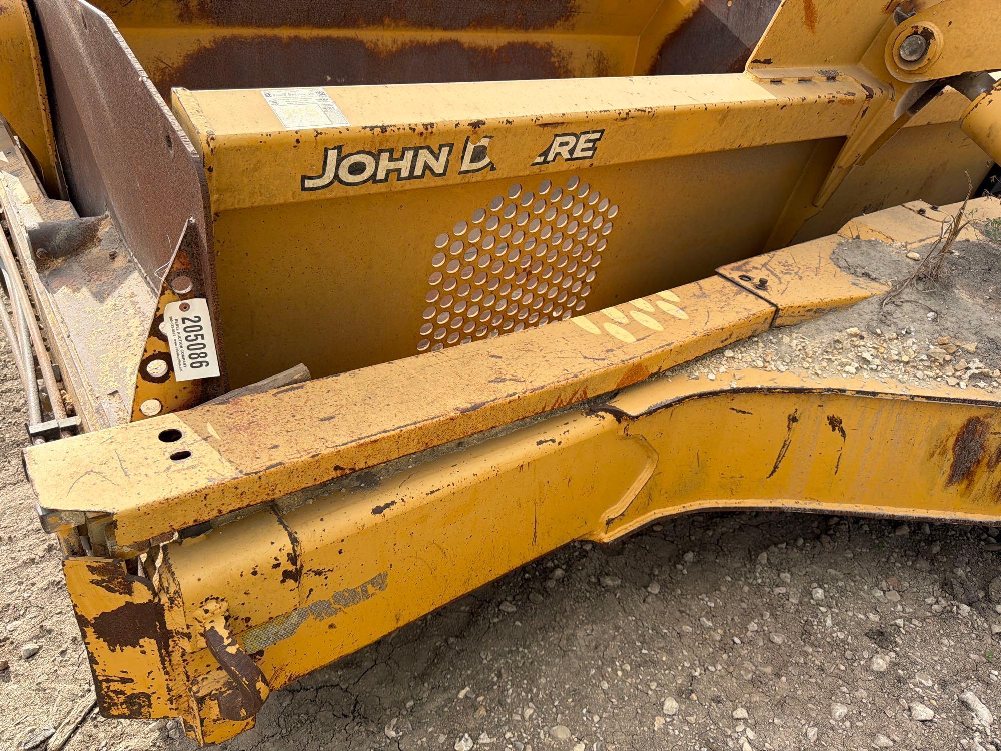 2004 John Deere 1812C