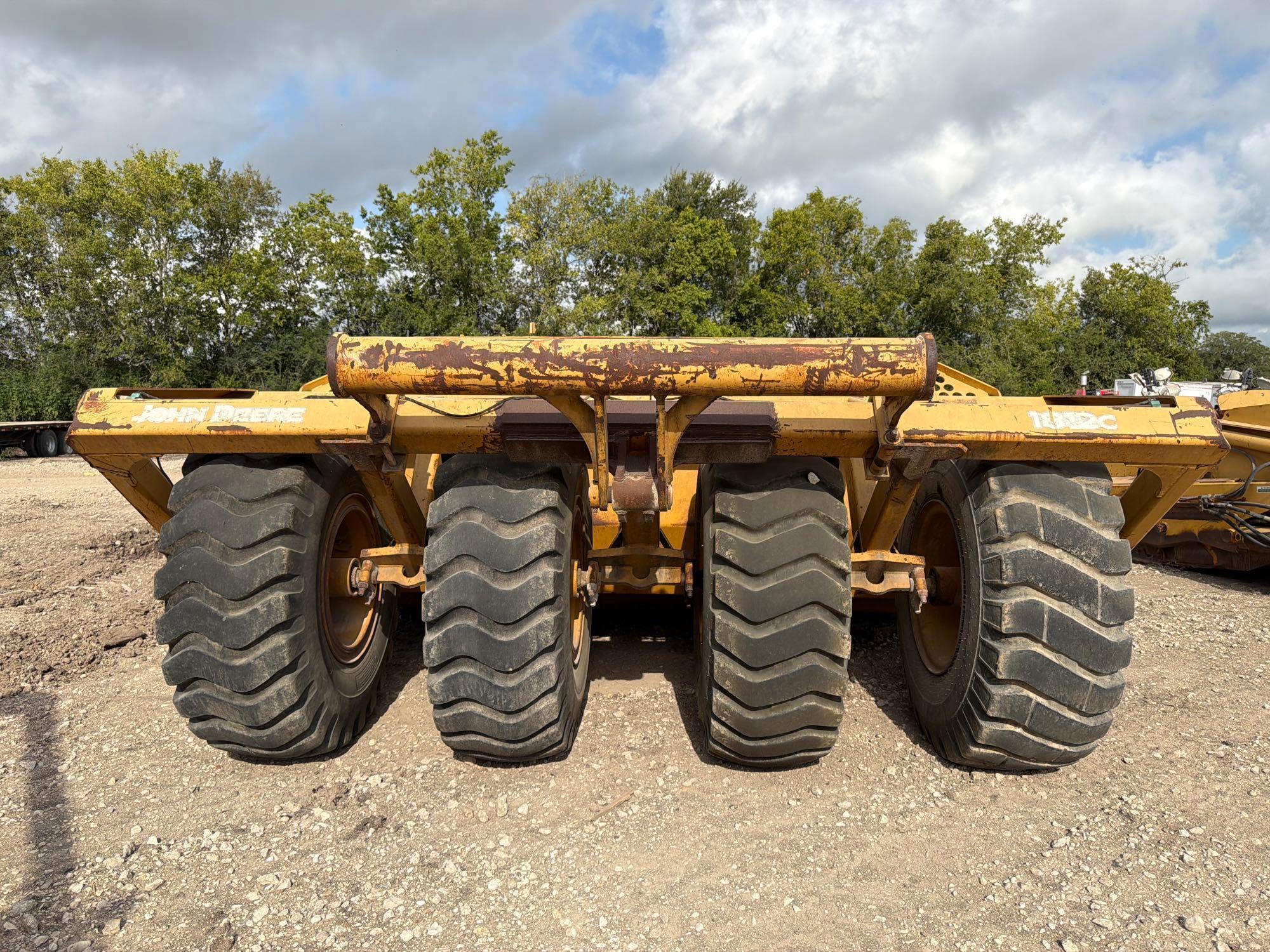 2004 John Deere 1812C