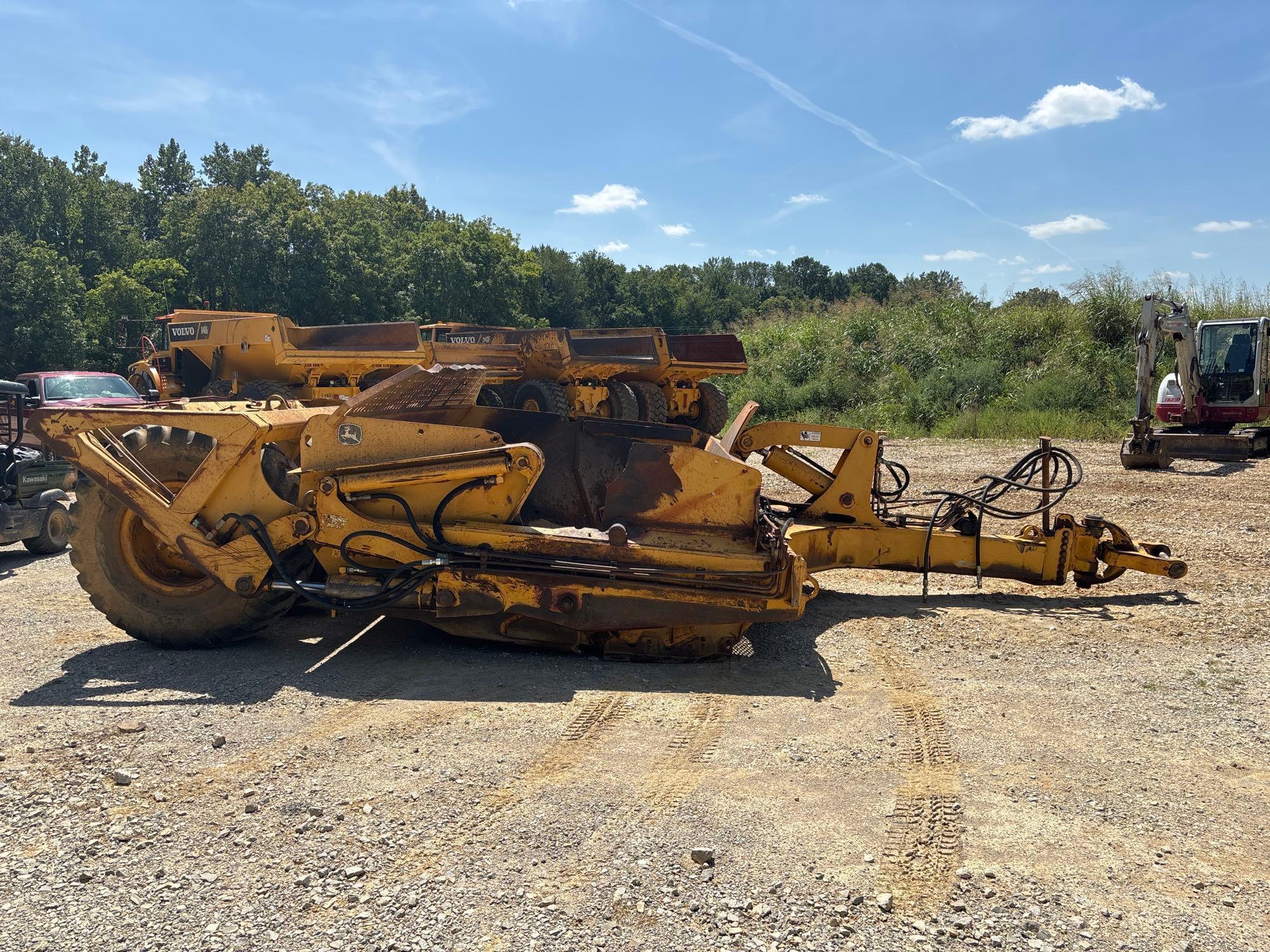 2006 John Deere 1812C