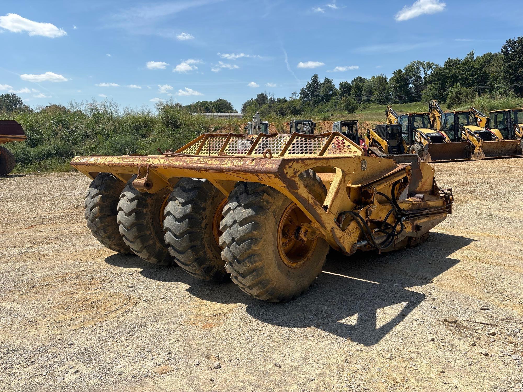 2006 John Deere 1812C