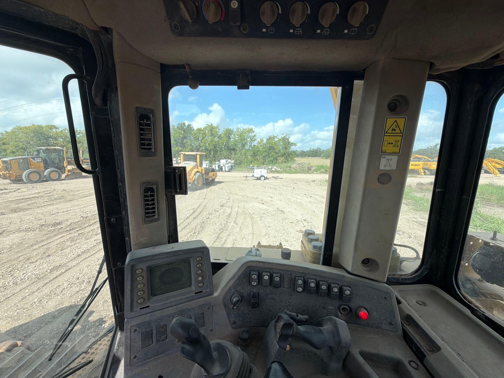 2008 Caterpillar D8T