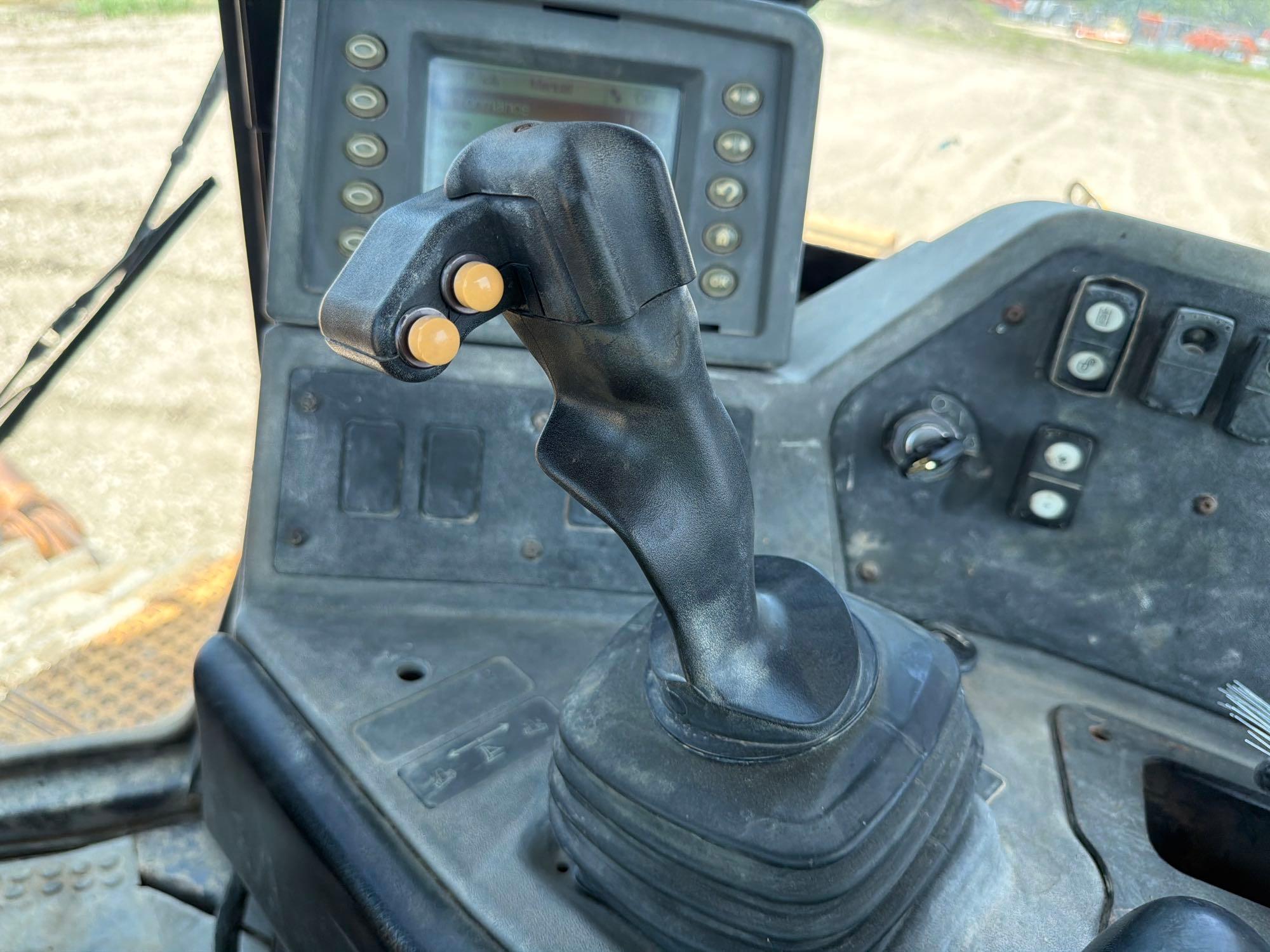 2007 Caterpillar D8T