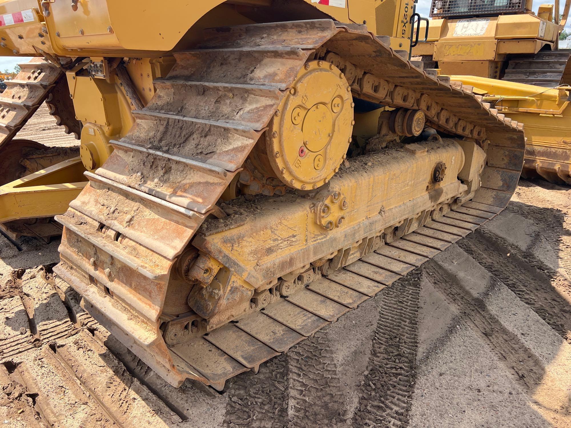 2022 Caterpillar D6T LGP