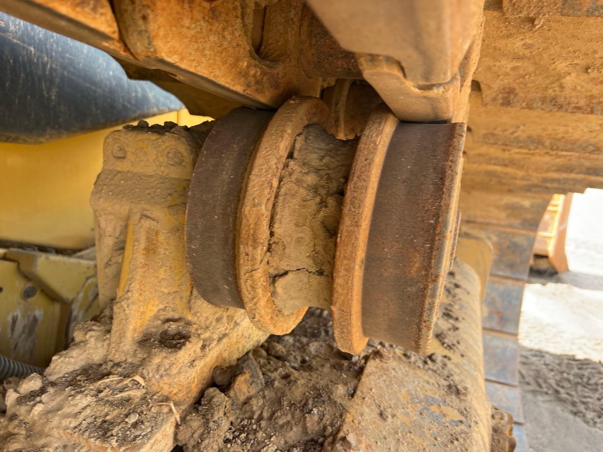2022 Caterpillar D6T LGP