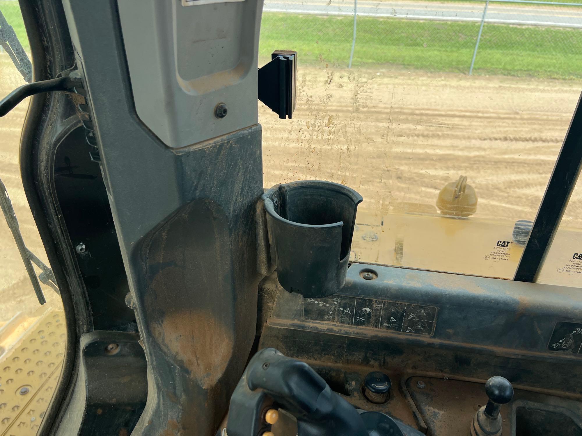 2022 Caterpillar D6T LGP