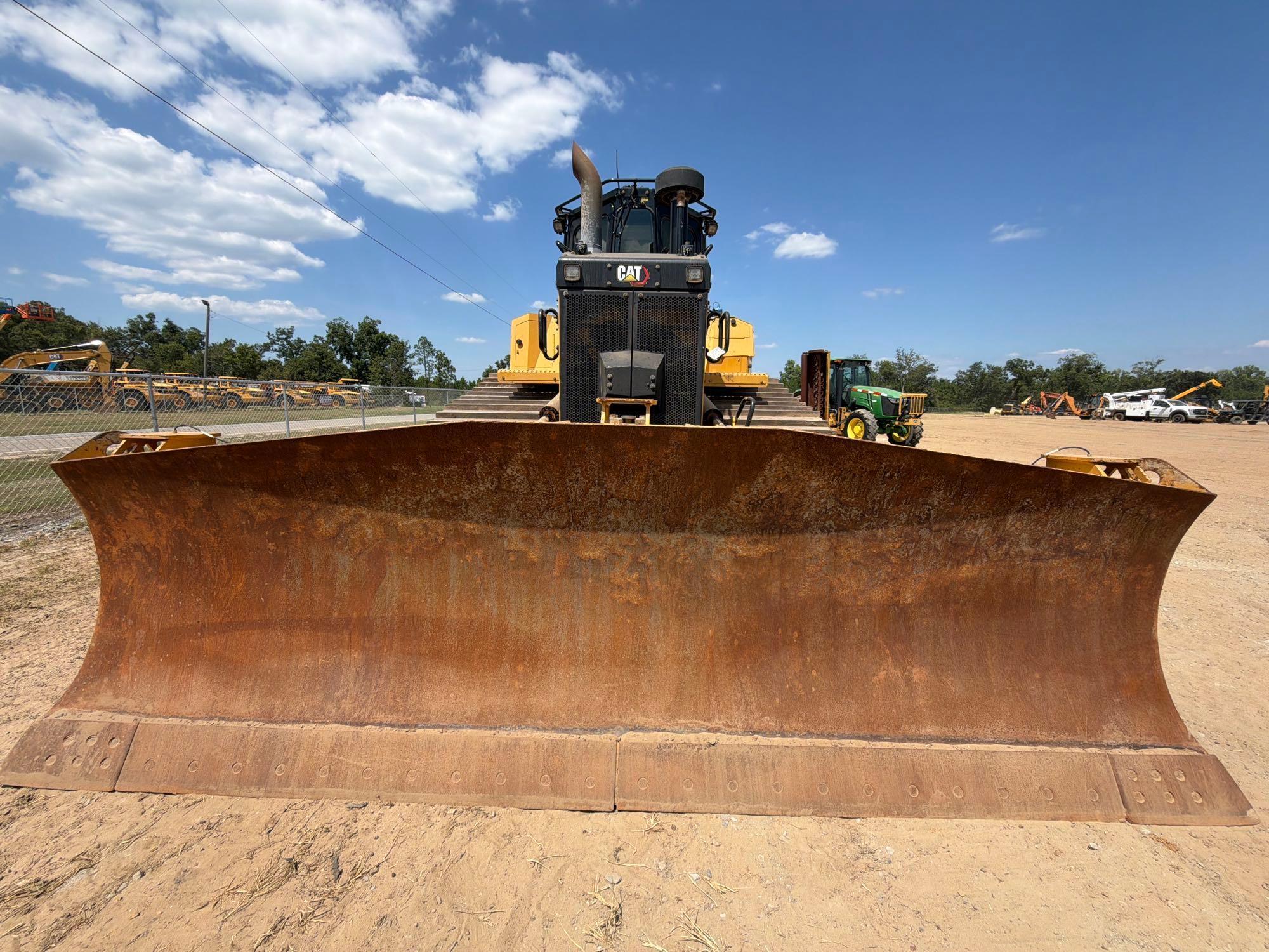2022 Caterpillar D6T LGP
