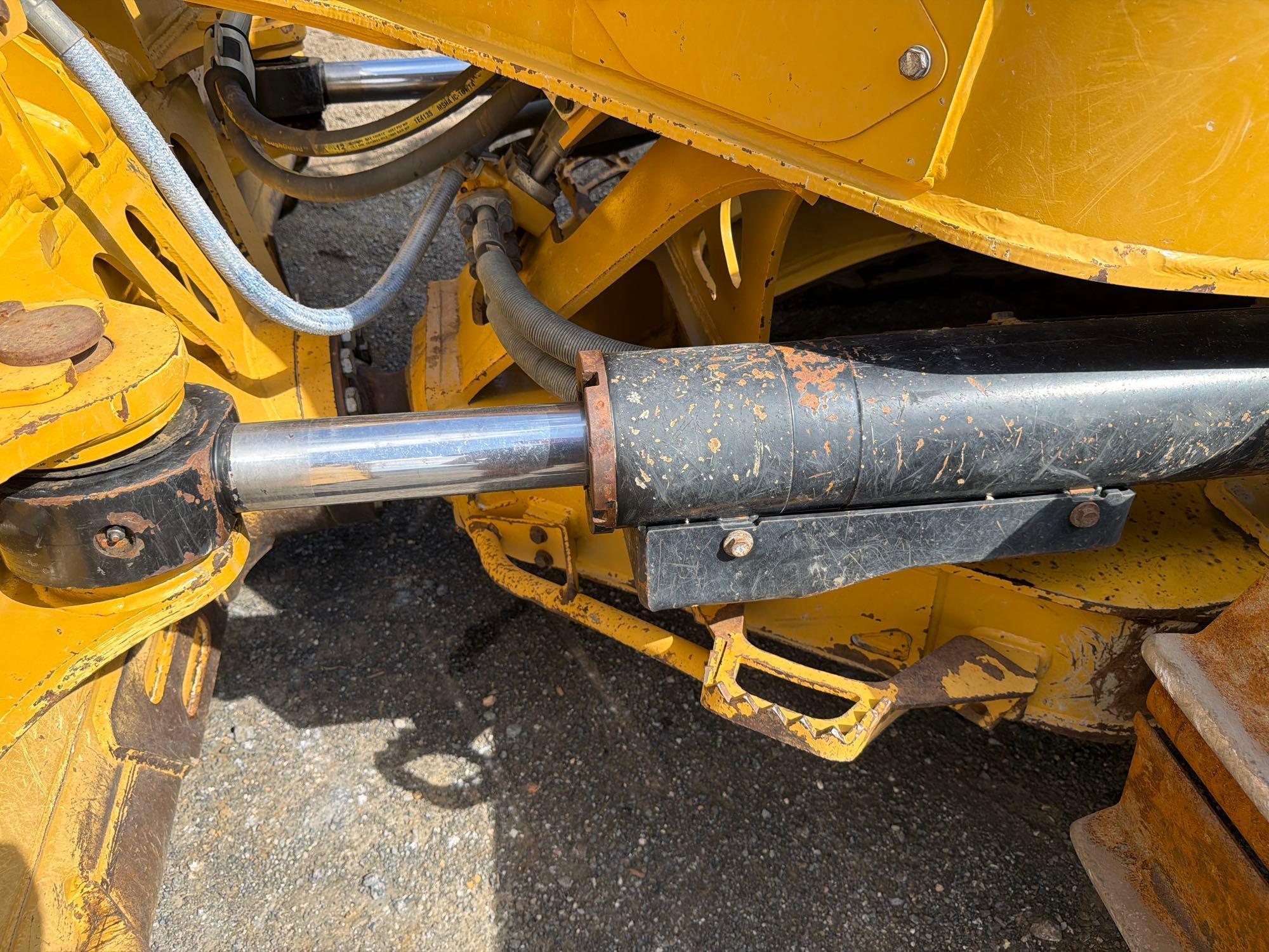2019 Caterpillar D6T LGP