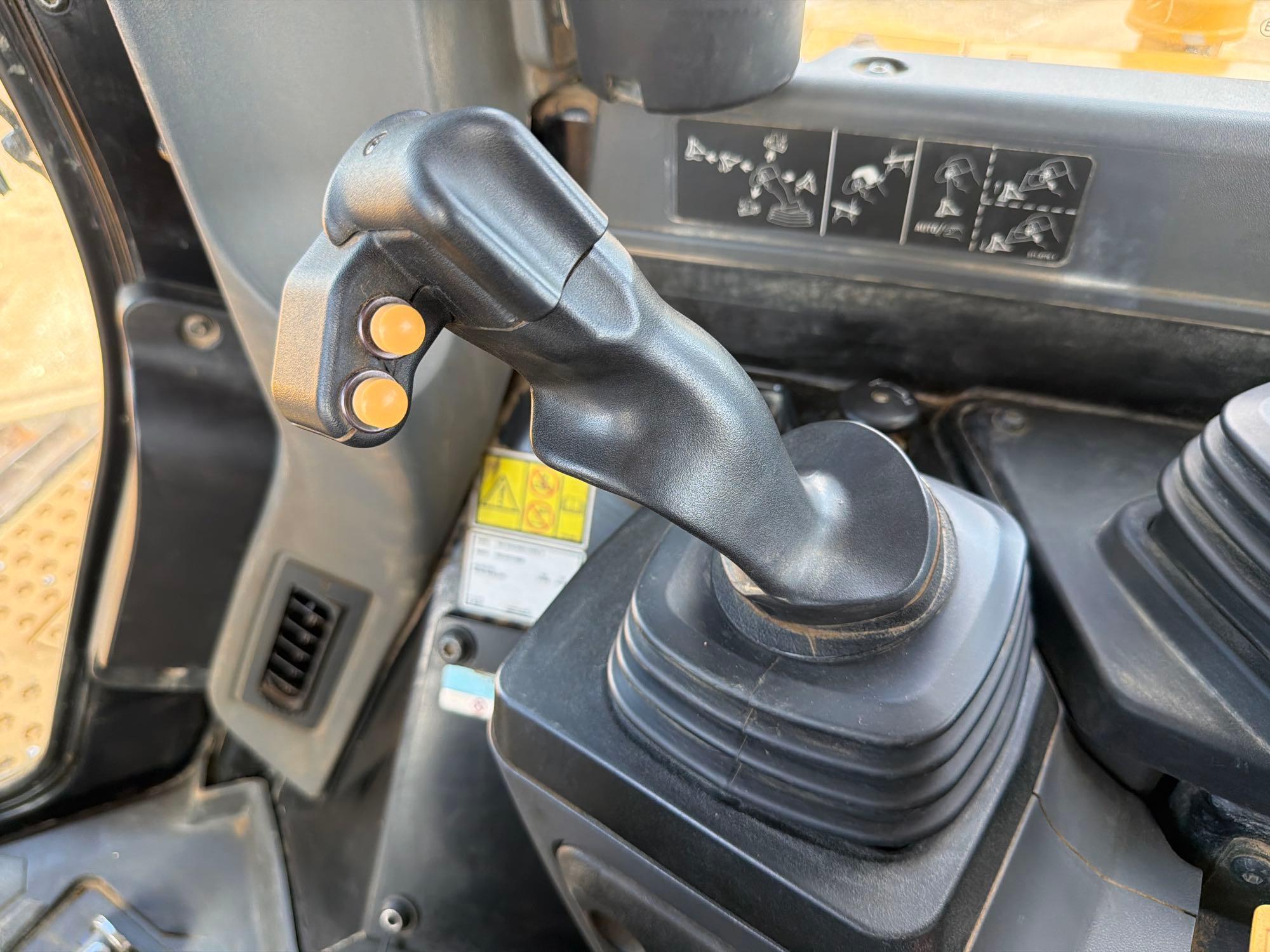 2019 Caterpillar D6T LGP
