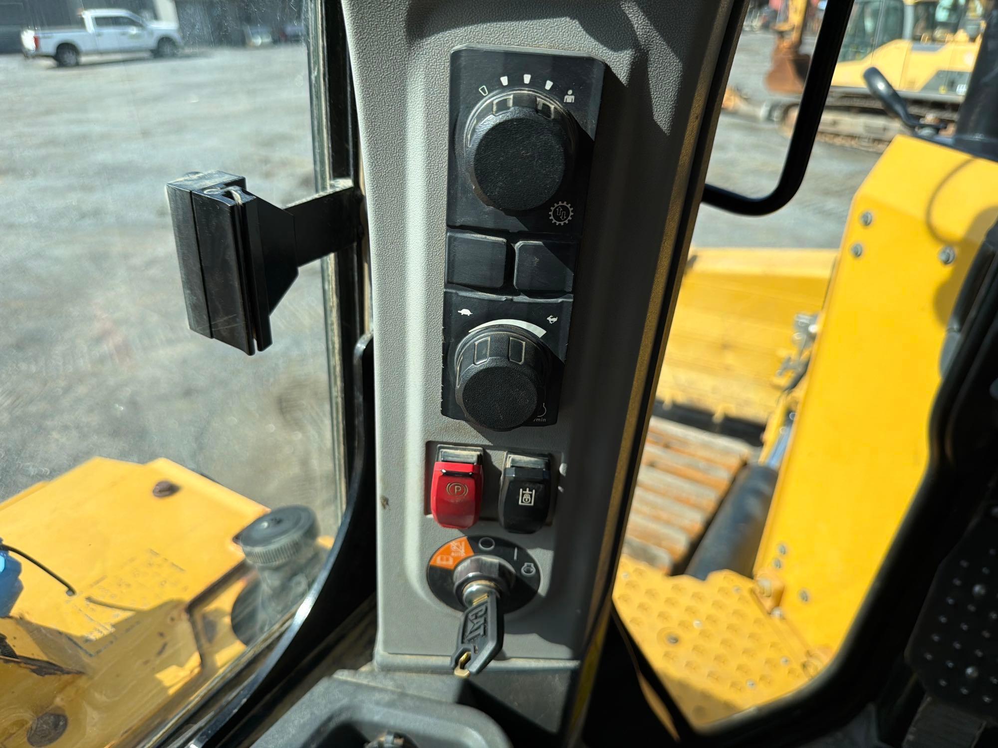 2019 Caterpillar D6T LGP