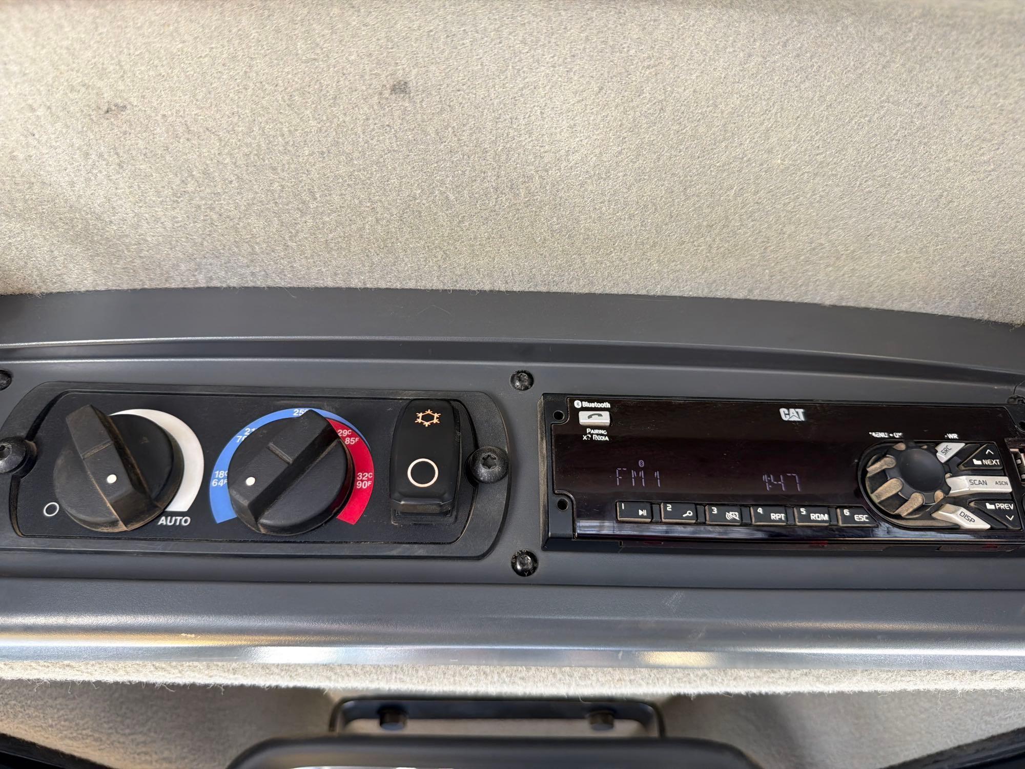 2019 Caterpillar D6T LGP