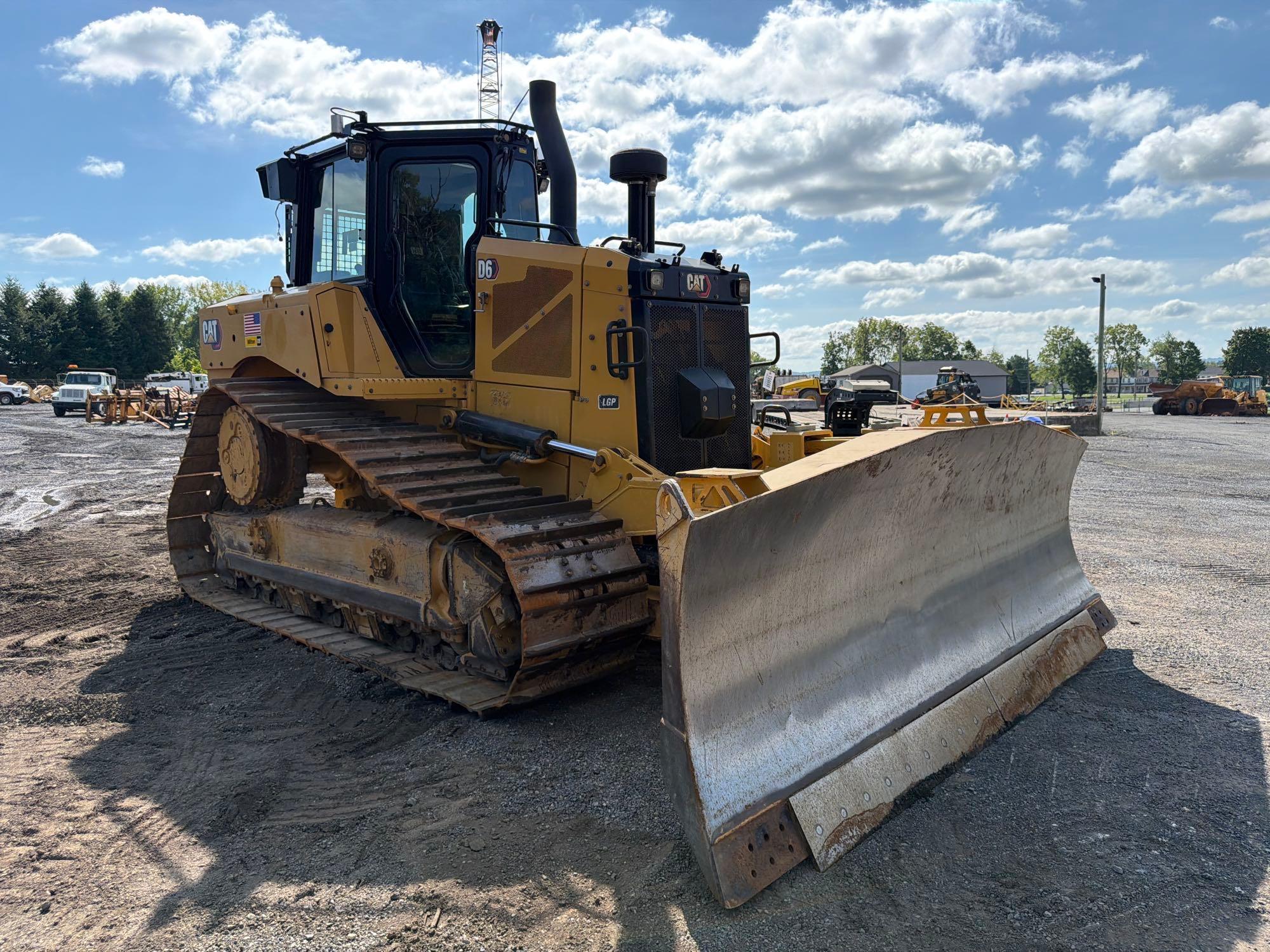2019 Caterpillar D6T LGP