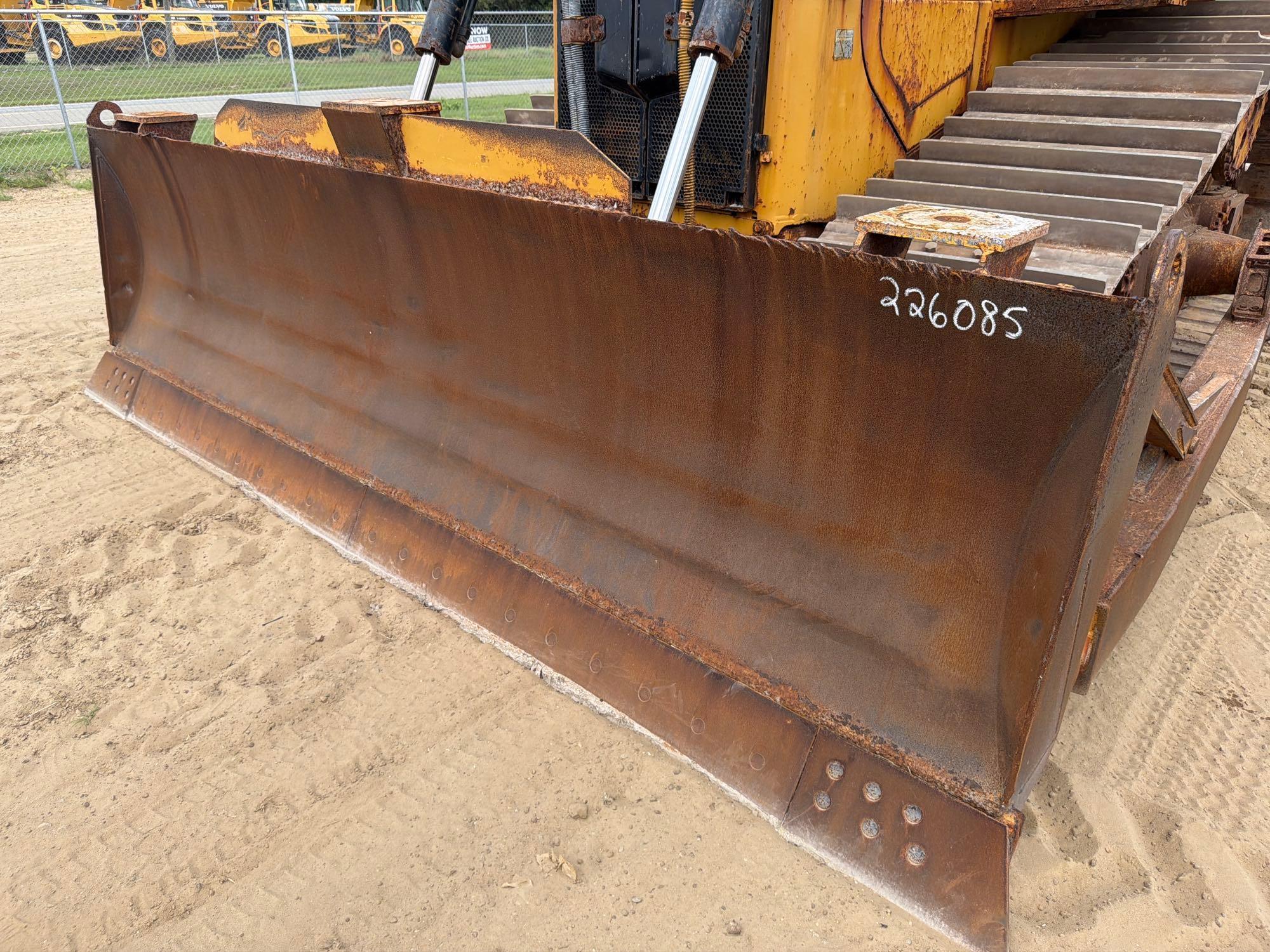 Caterpillar D6T