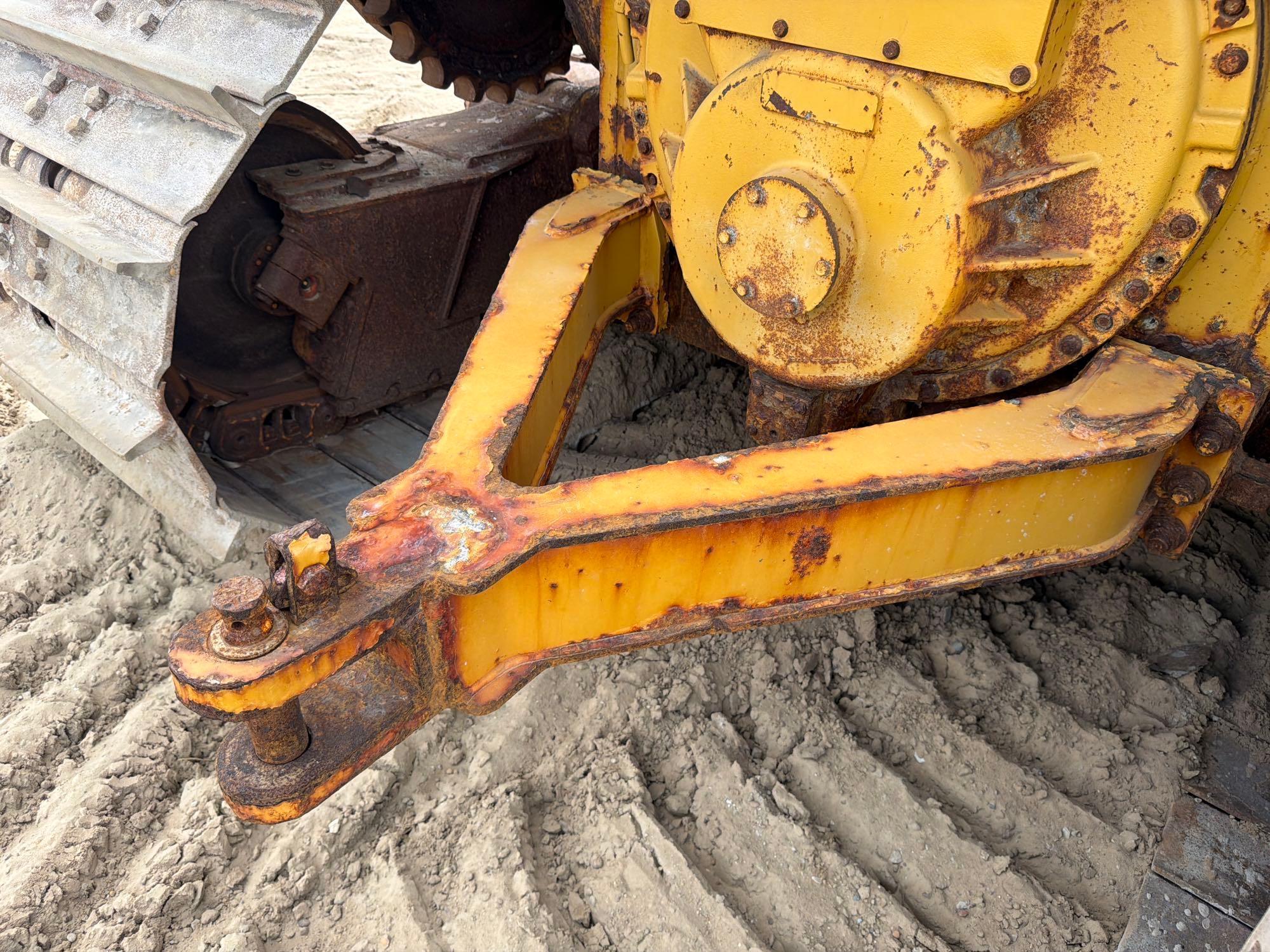 Caterpillar D6T
