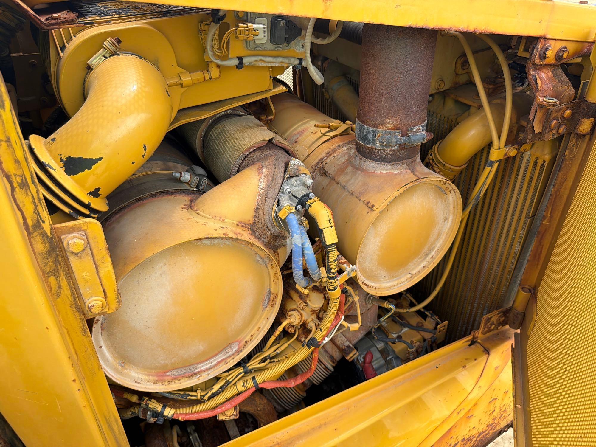 Caterpillar D6T