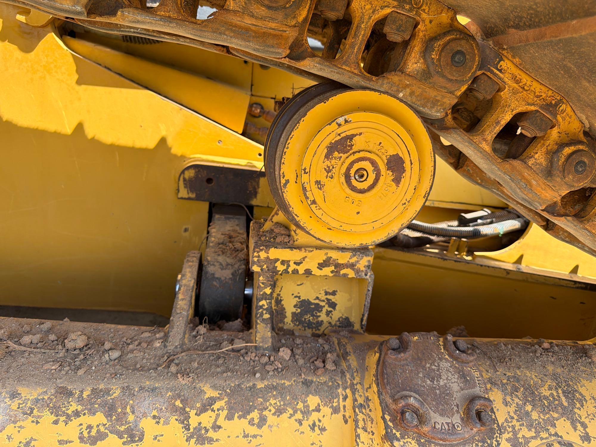 2016 Caterpillar D6N LGP