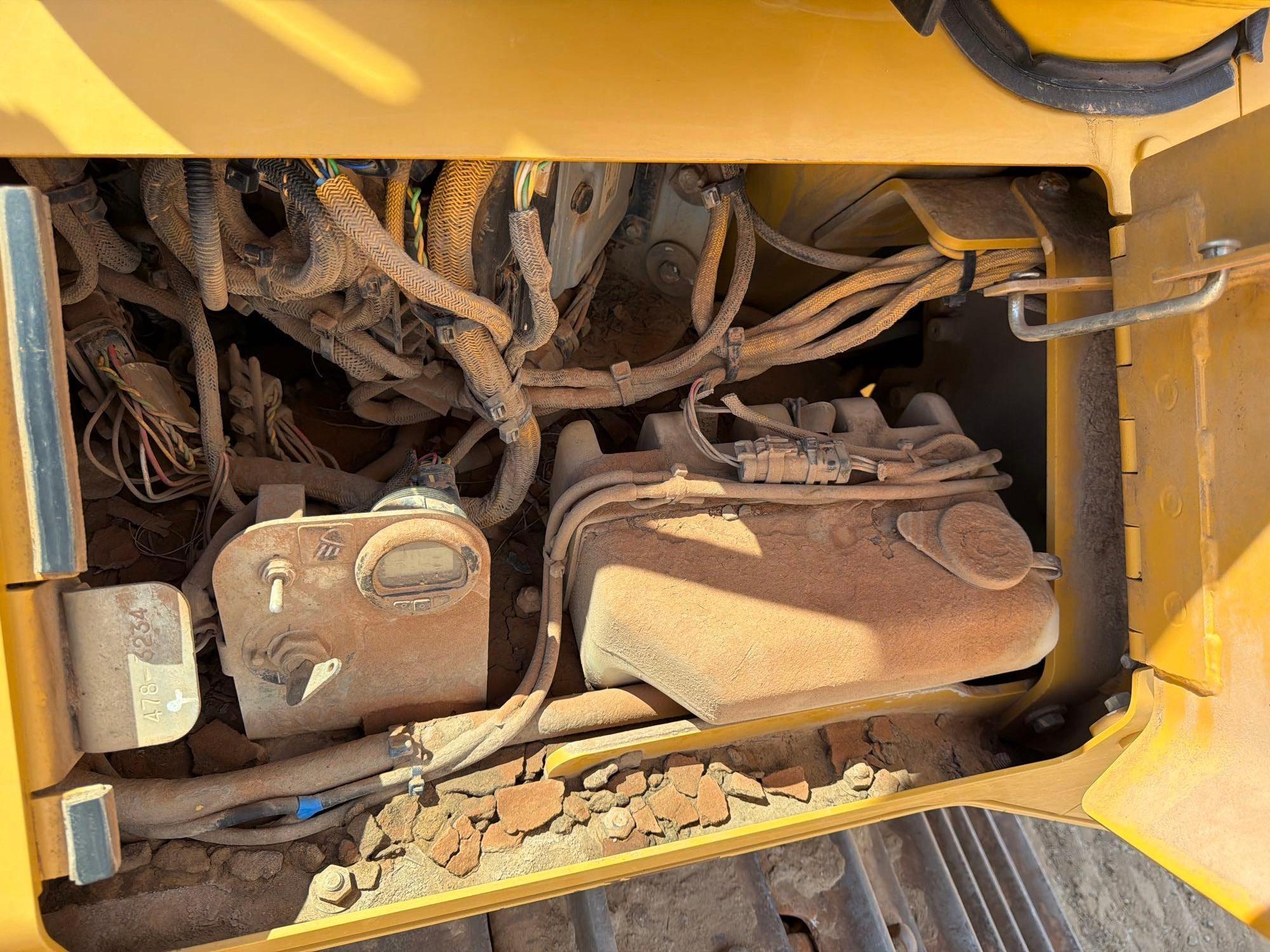 2016 Caterpillar D6N LGP