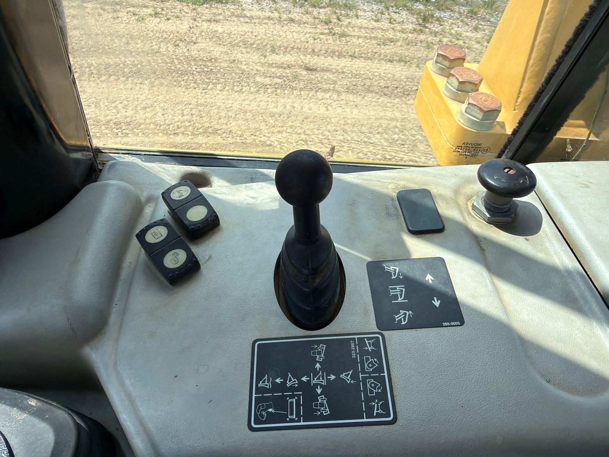 2016 Caterpillar D6N LGP