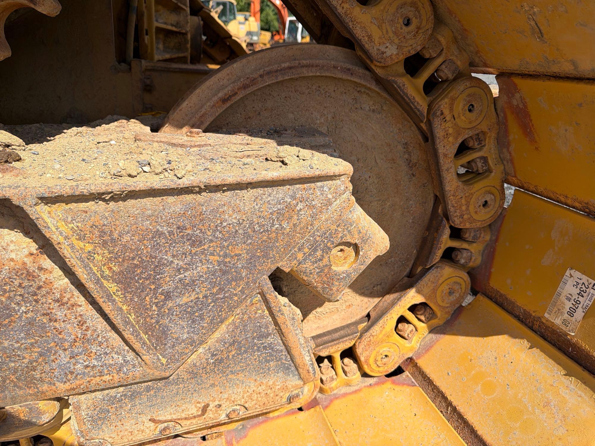 2010 Caterpillar D6T LGP