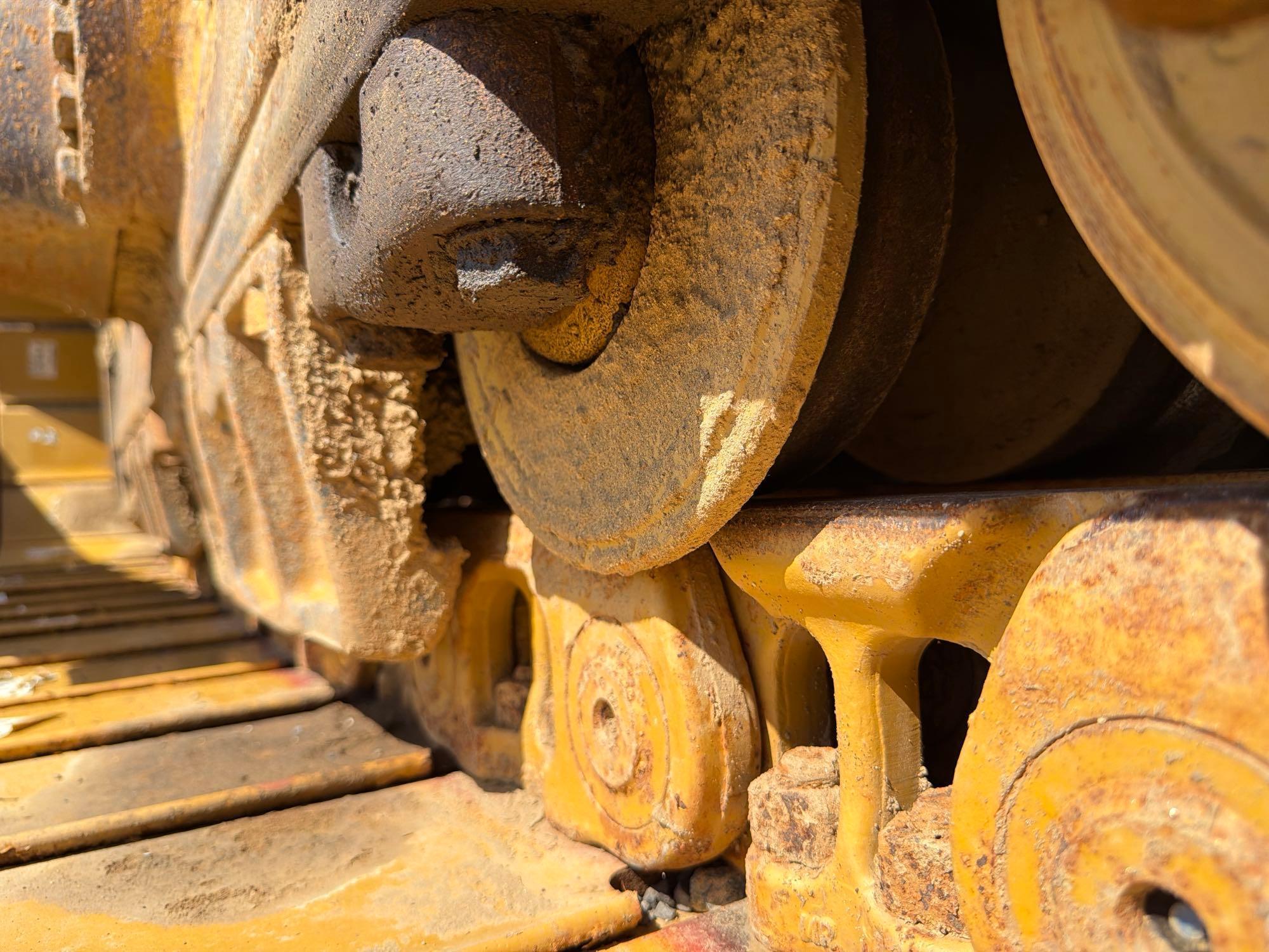 2010 Caterpillar D6T LGP