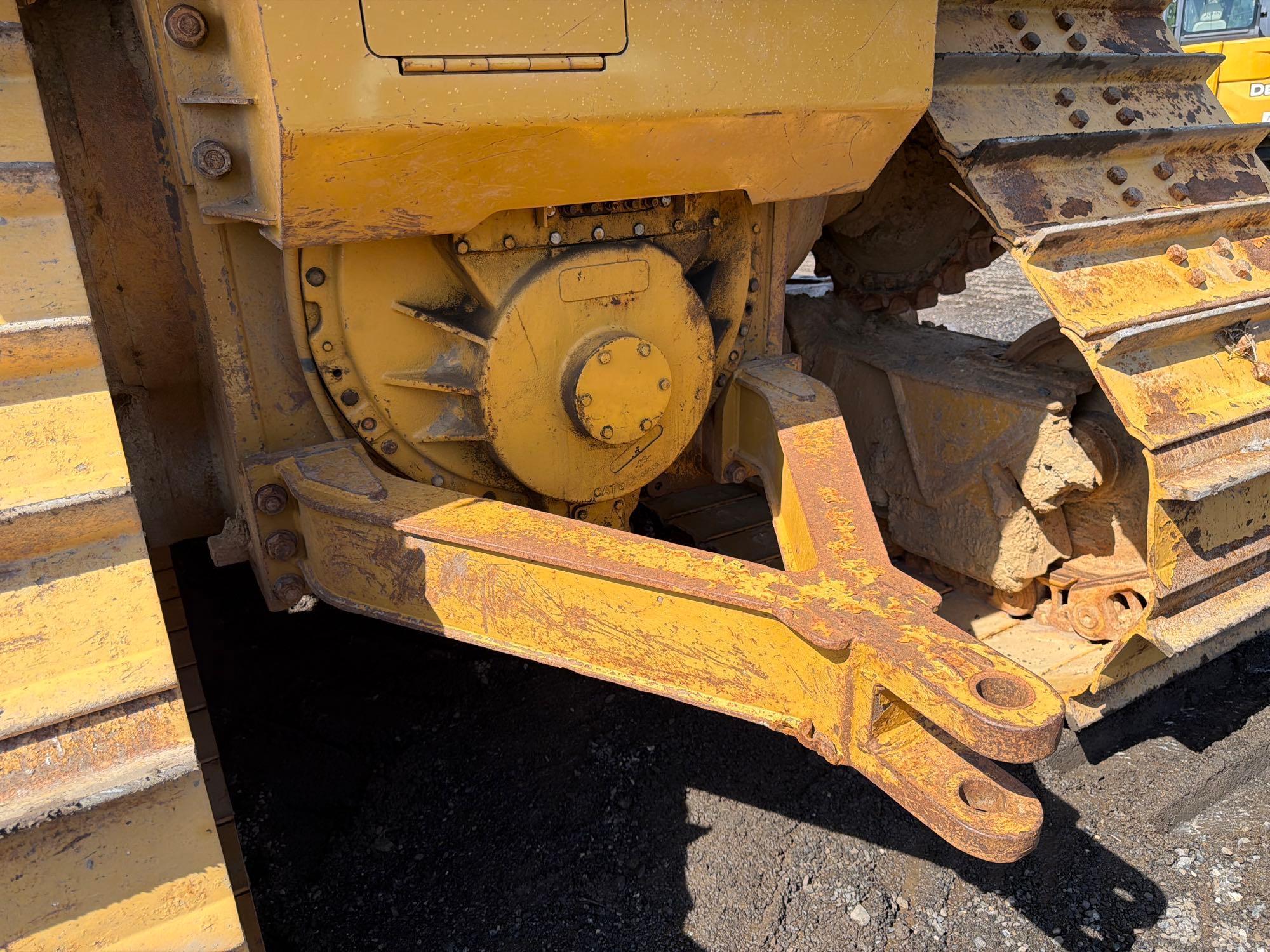 2010 Caterpillar D6T LGP