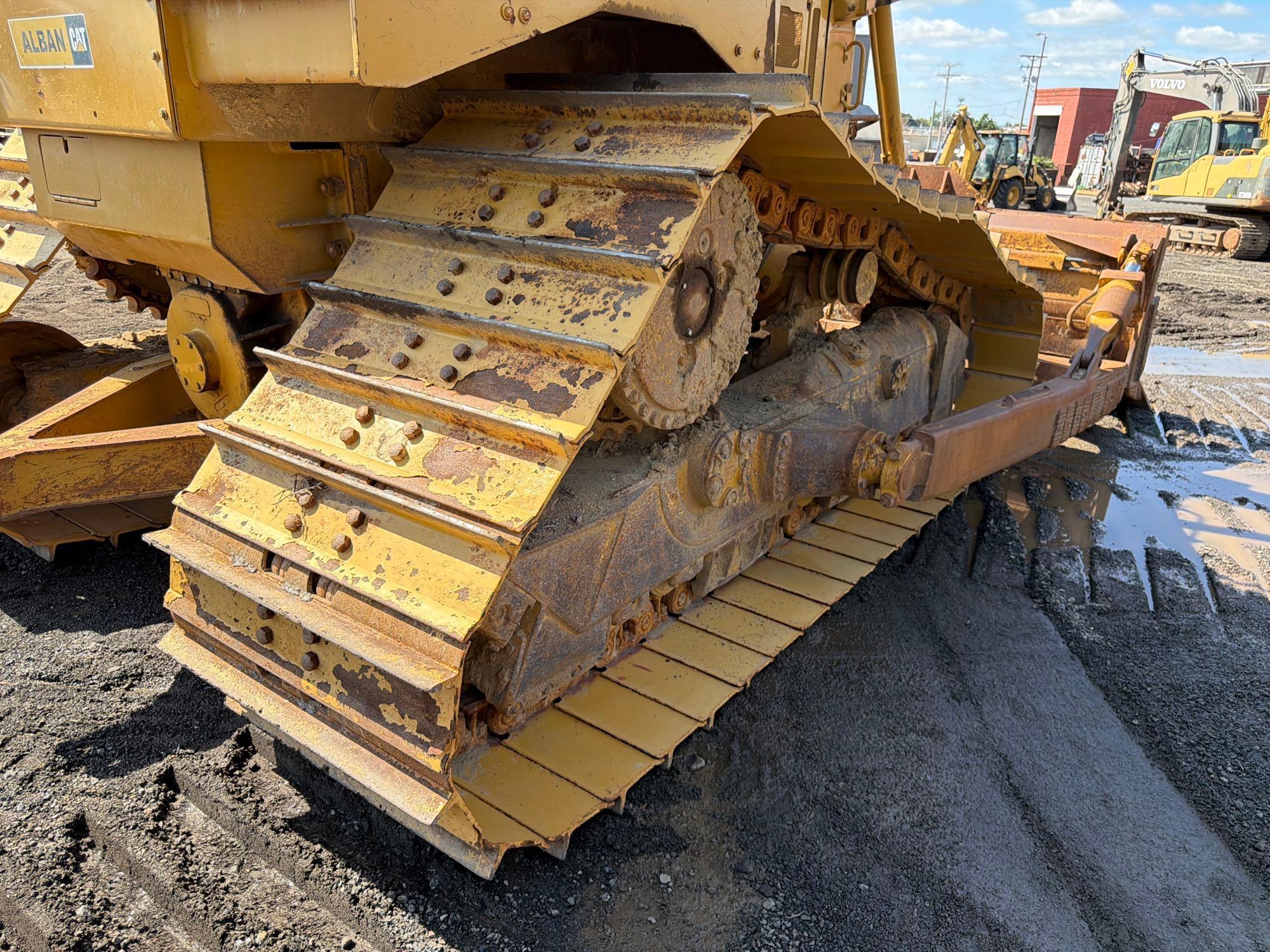 2010 Caterpillar D6T LGP