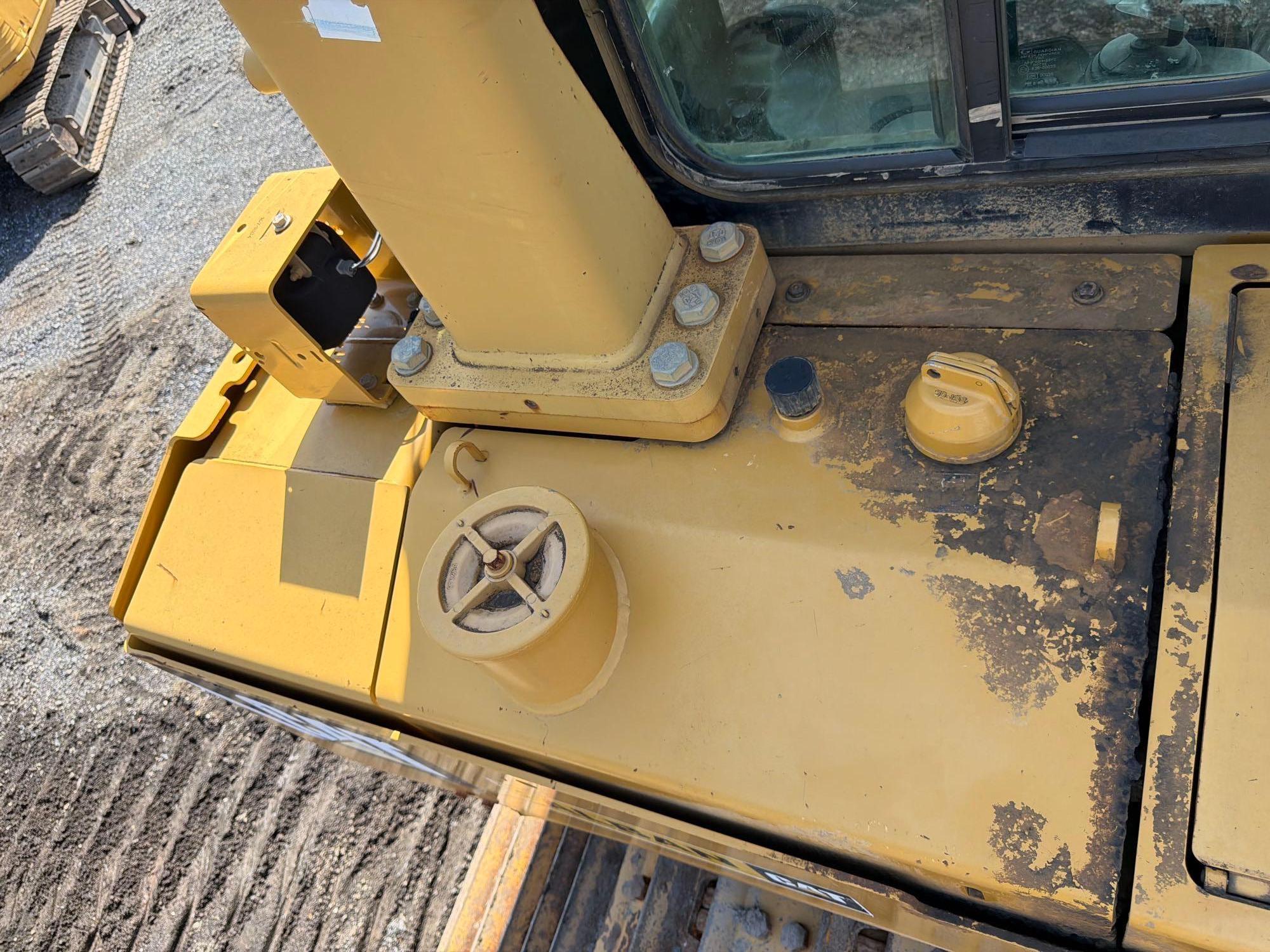 2010 Caterpillar D6T LGP