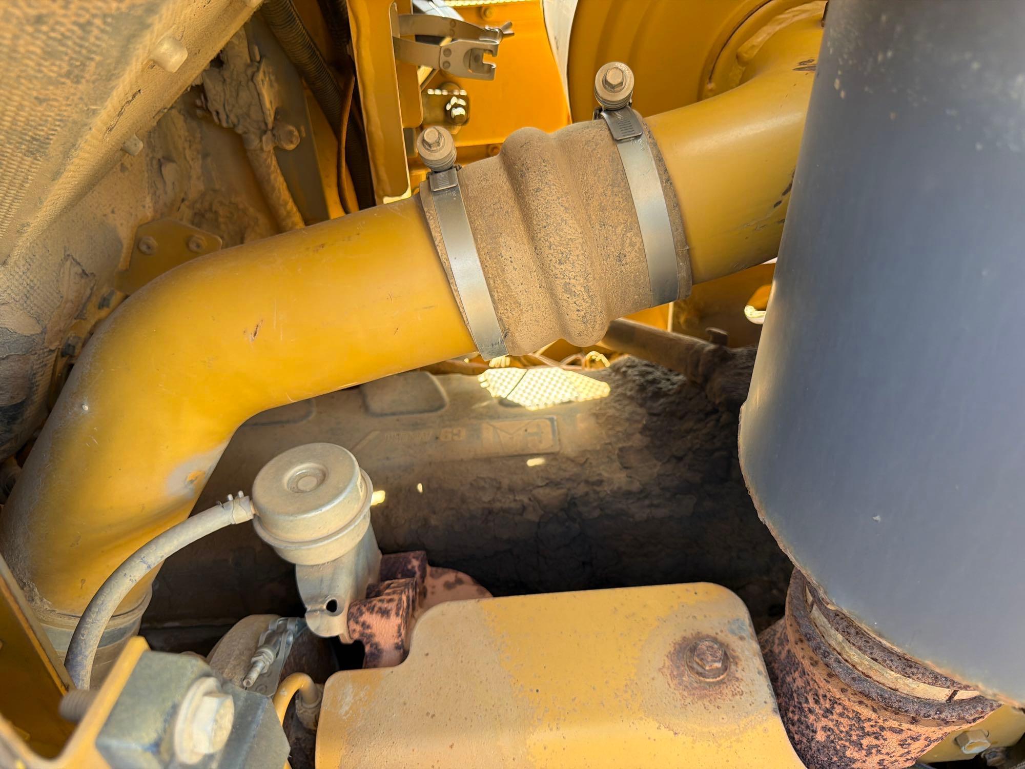 2010 Caterpillar D6T LGP