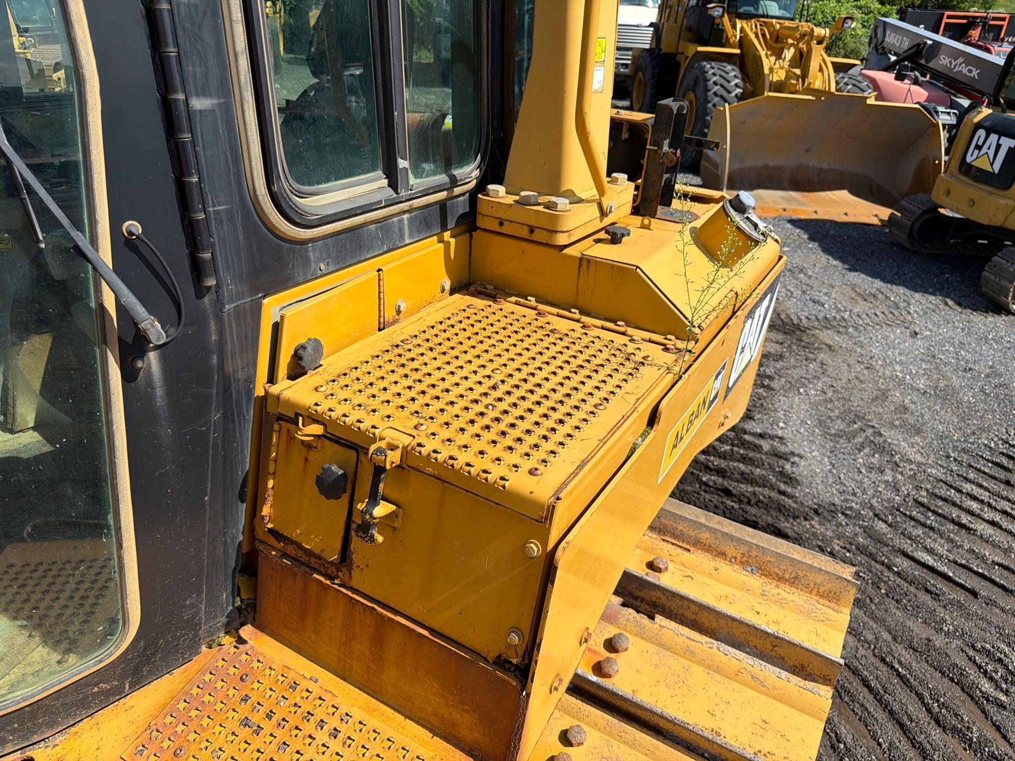 2010 Caterpillar D6T LGP