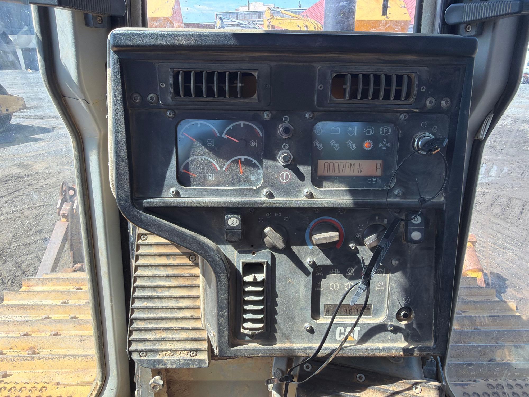 2010 Caterpillar D6T LGP