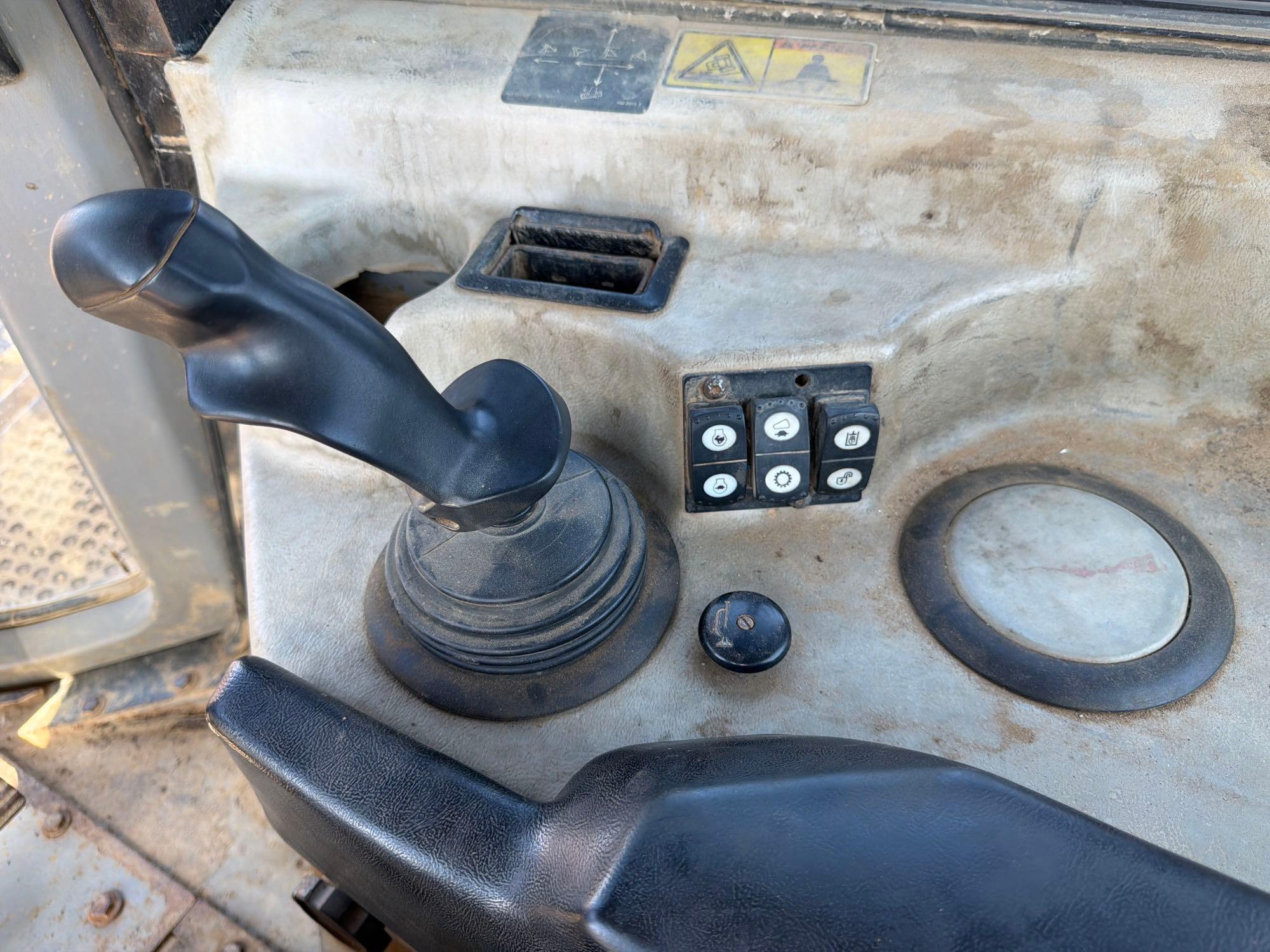 2010 Caterpillar D6T LGP