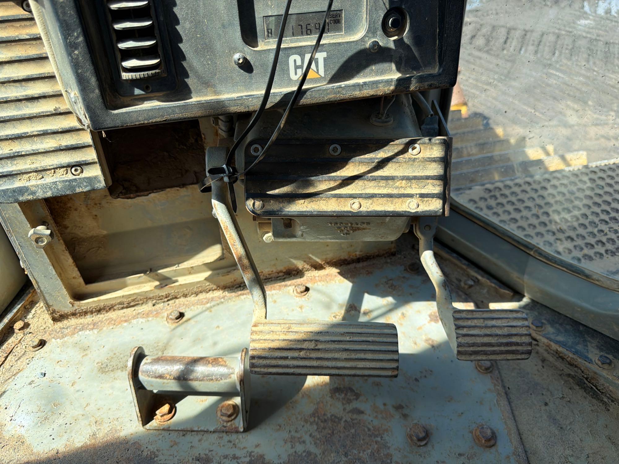 2010 Caterpillar D6T LGP