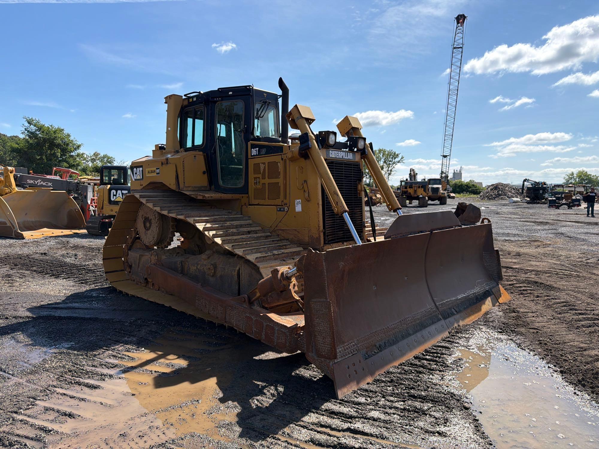 2010 Caterpillar D6T LGP