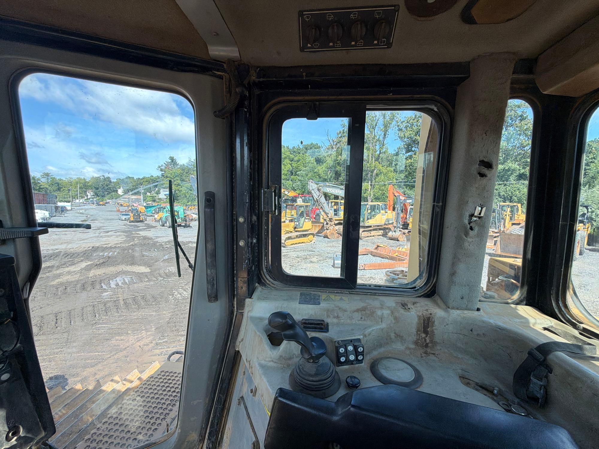 2010 Caterpillar D6T LGP
