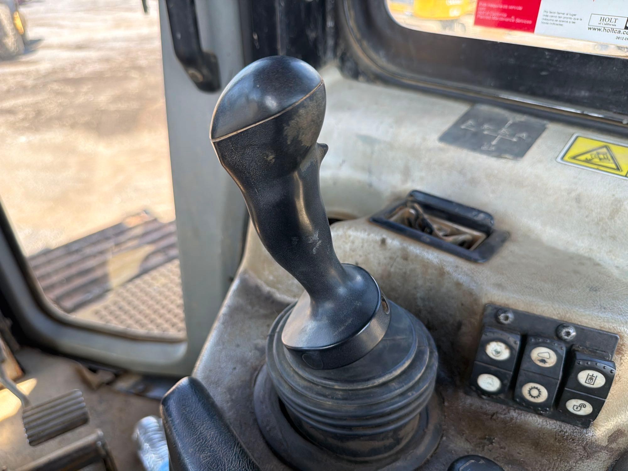 2008 Caterpillar D6T