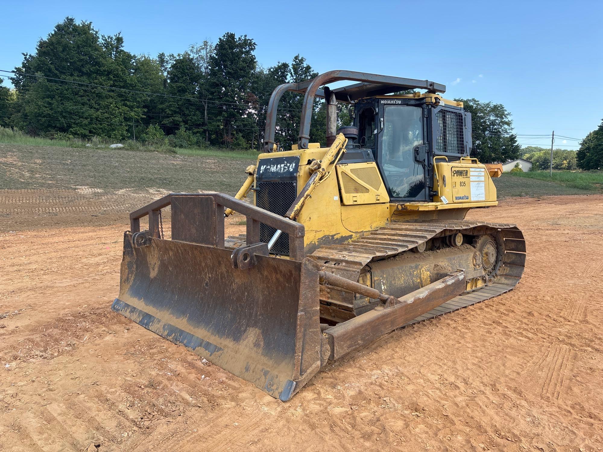 2014 Komatsu D65PX-17