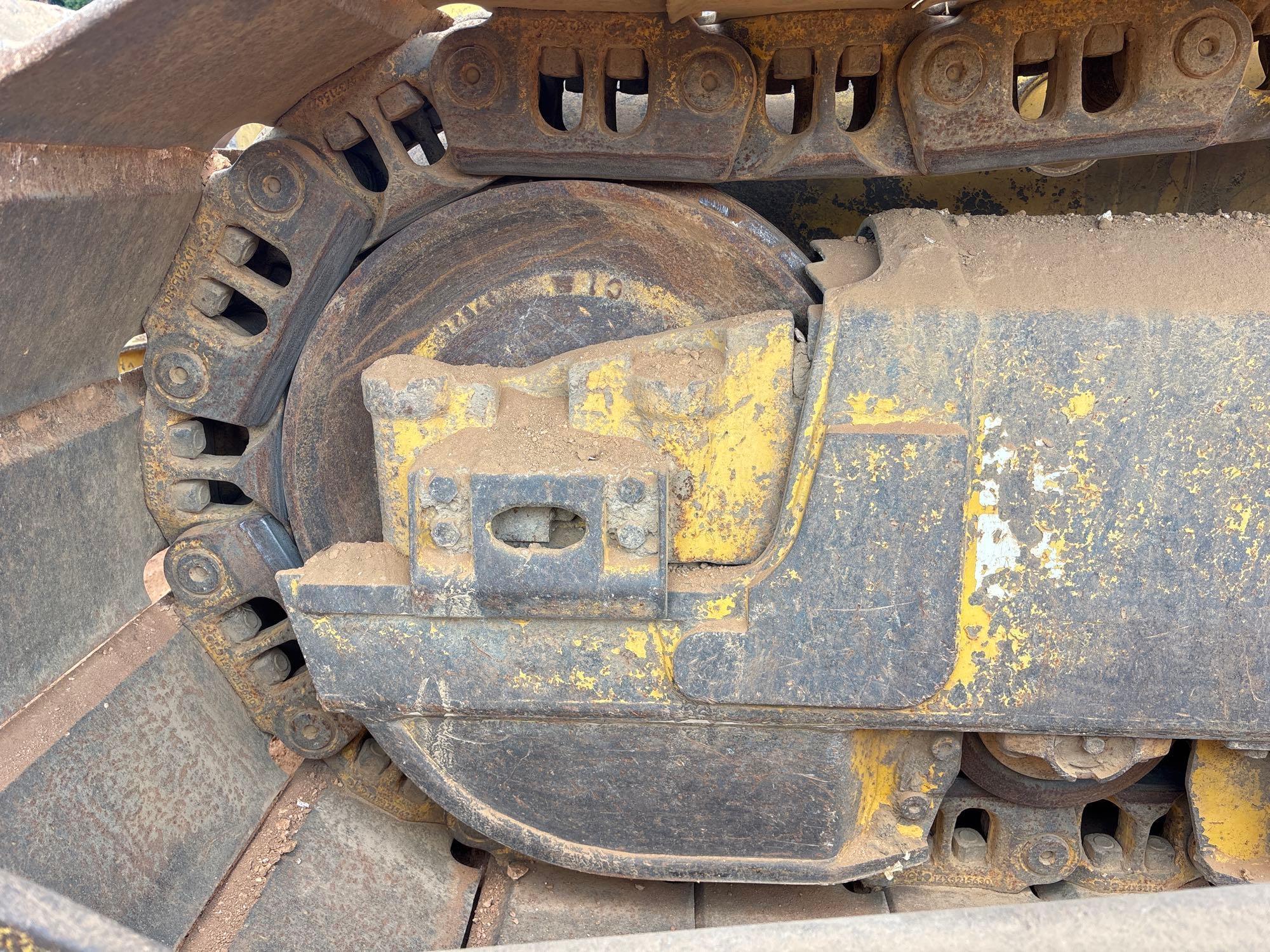 2014 Komatsu D65PX-17