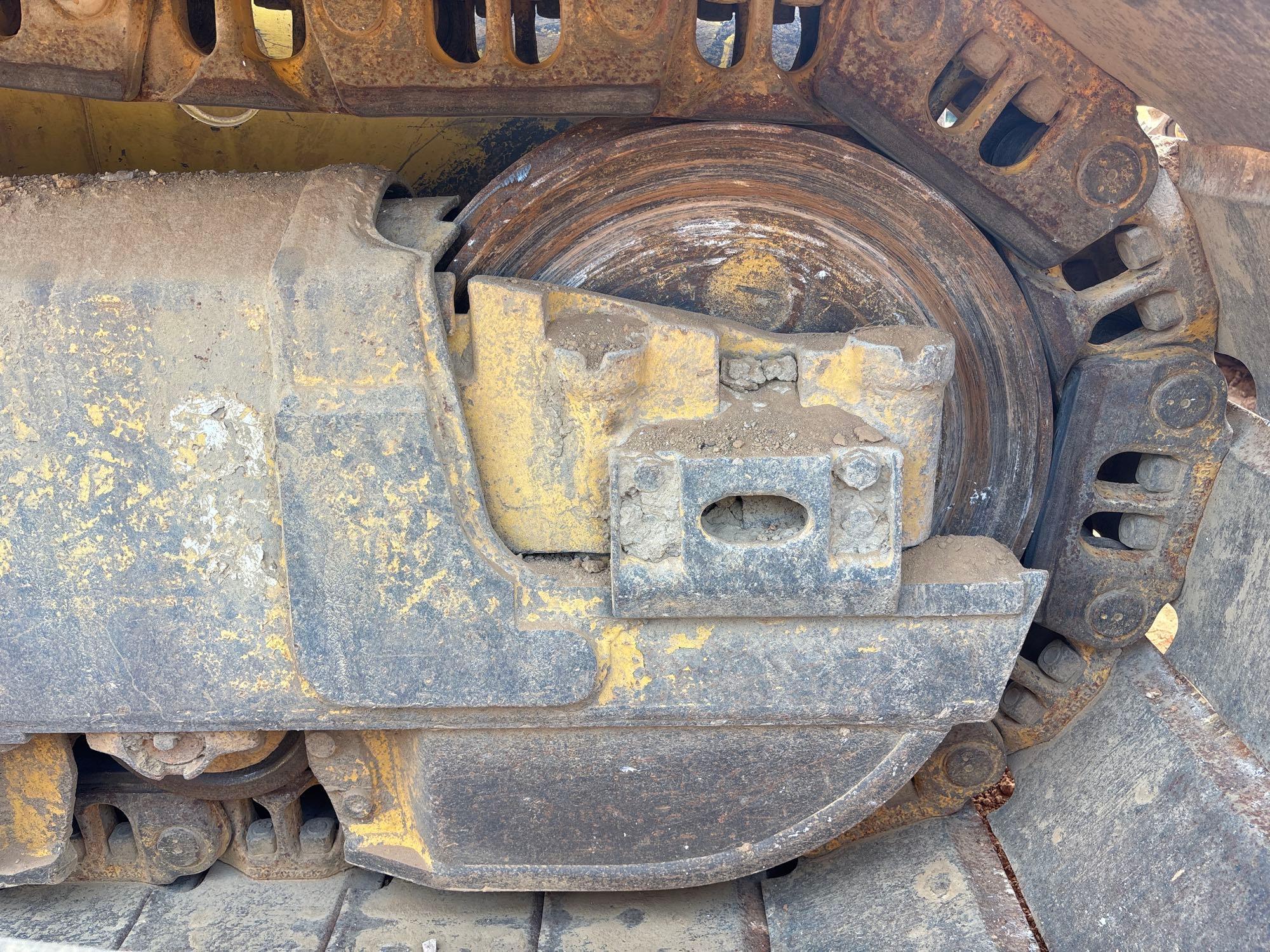 2014 Komatsu D65PX-17