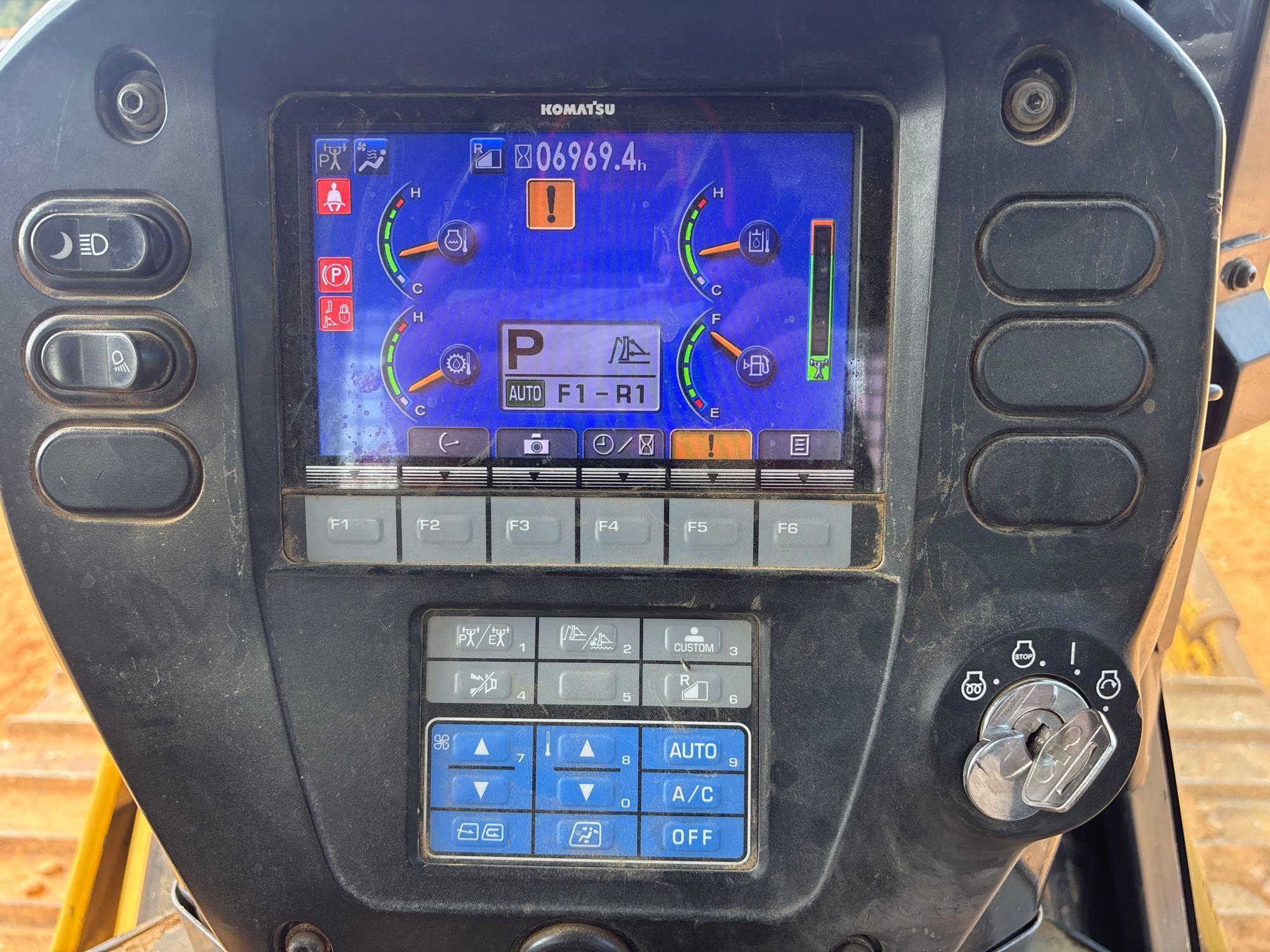 2014 Komatsu D65PX-17