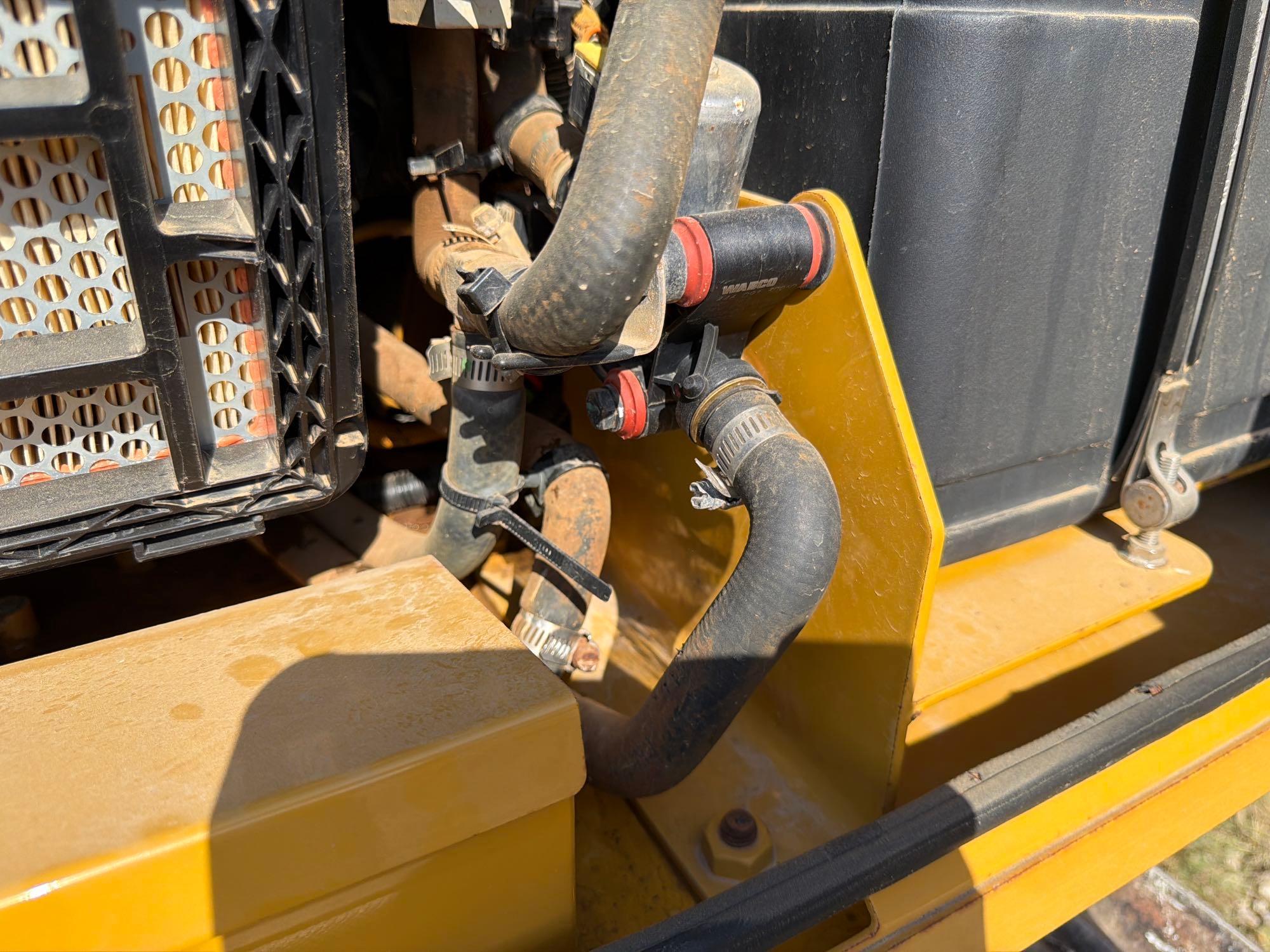 2021 Caterpillar D4